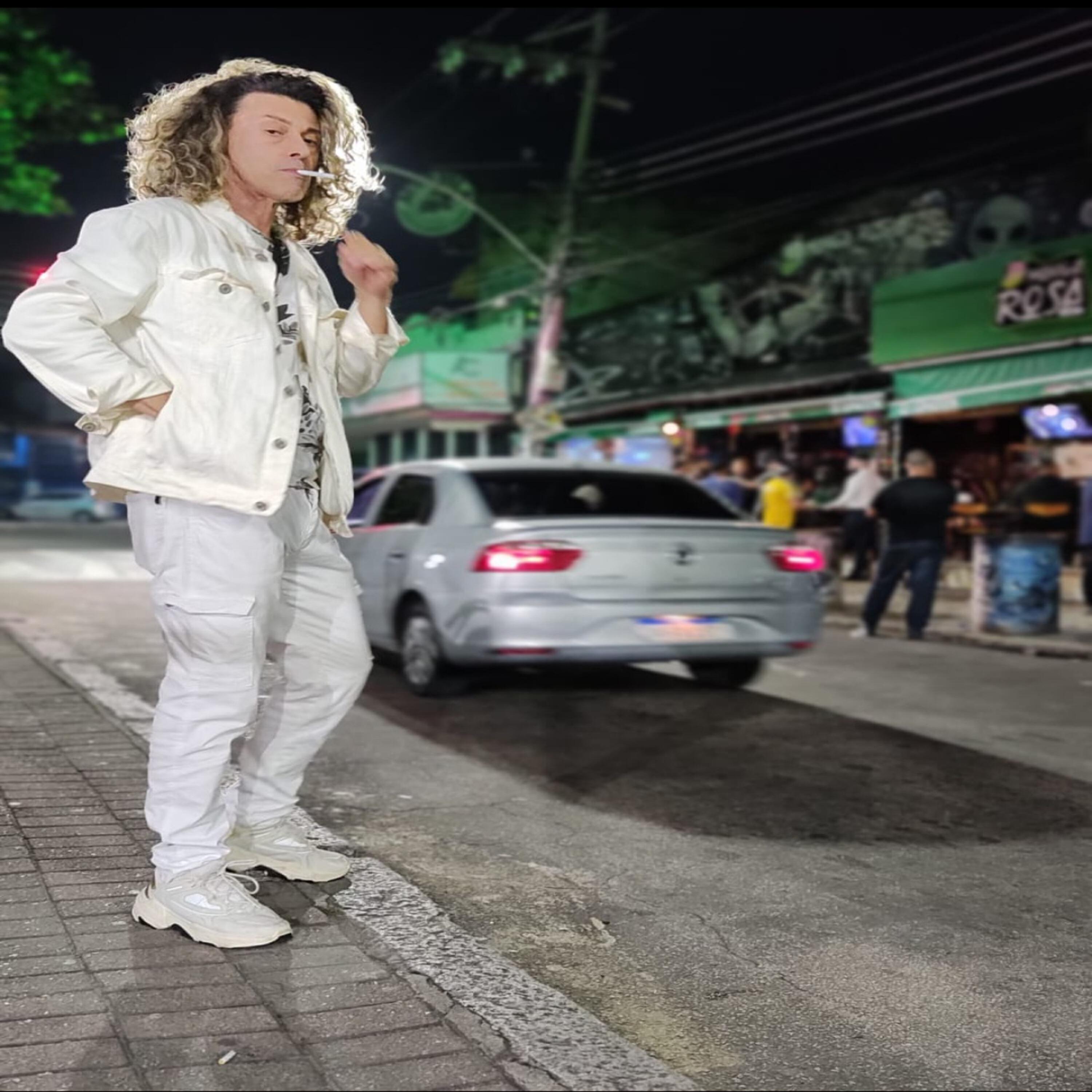 Релиз Um Outro Lado