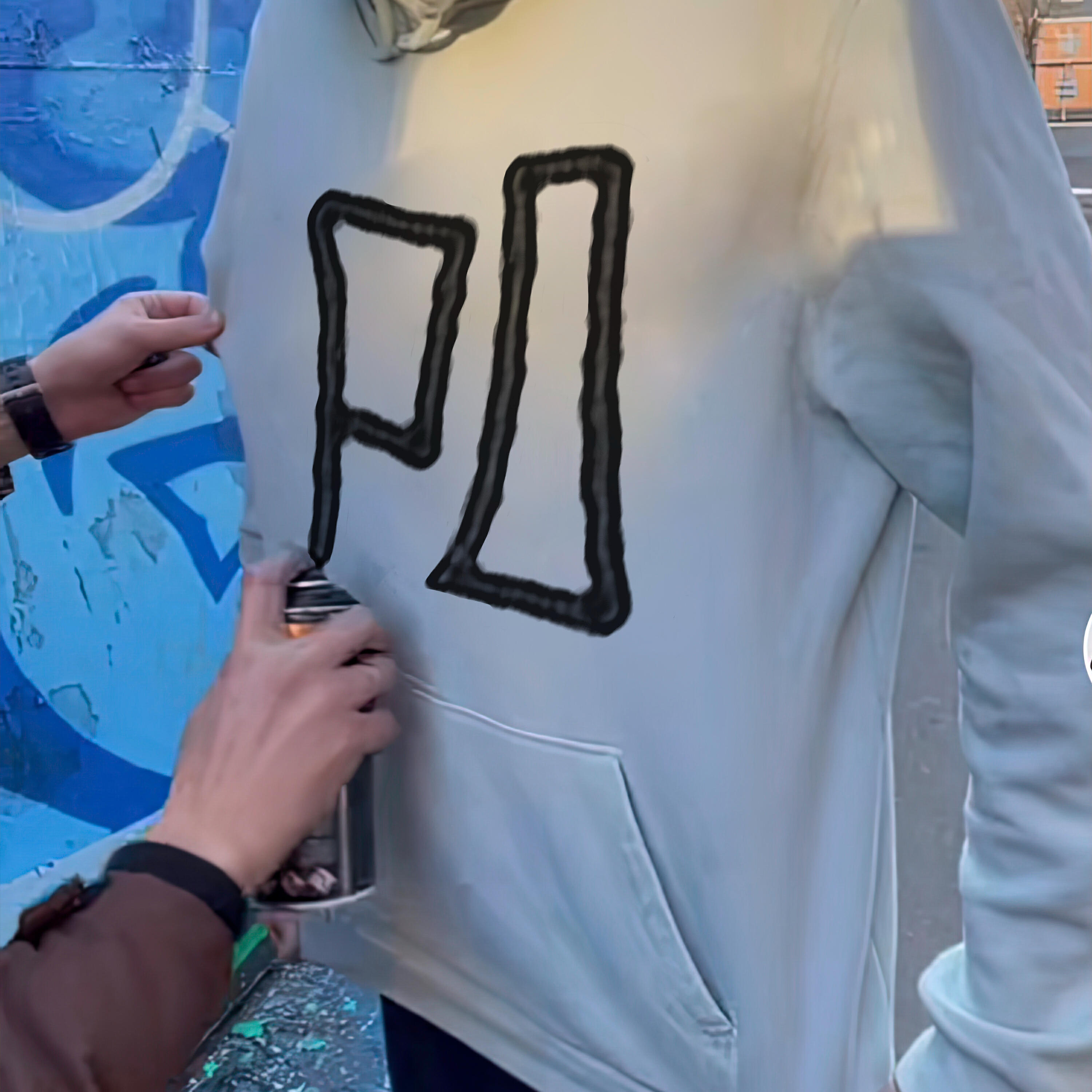 Релиз Здесь рисуют граффити
