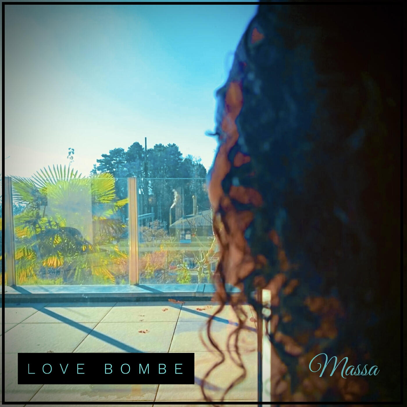 Релиз Love Bombe