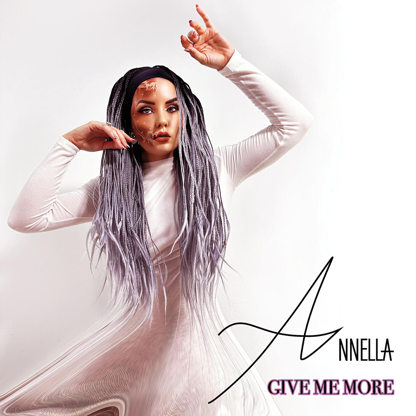 Релиз Give Me More