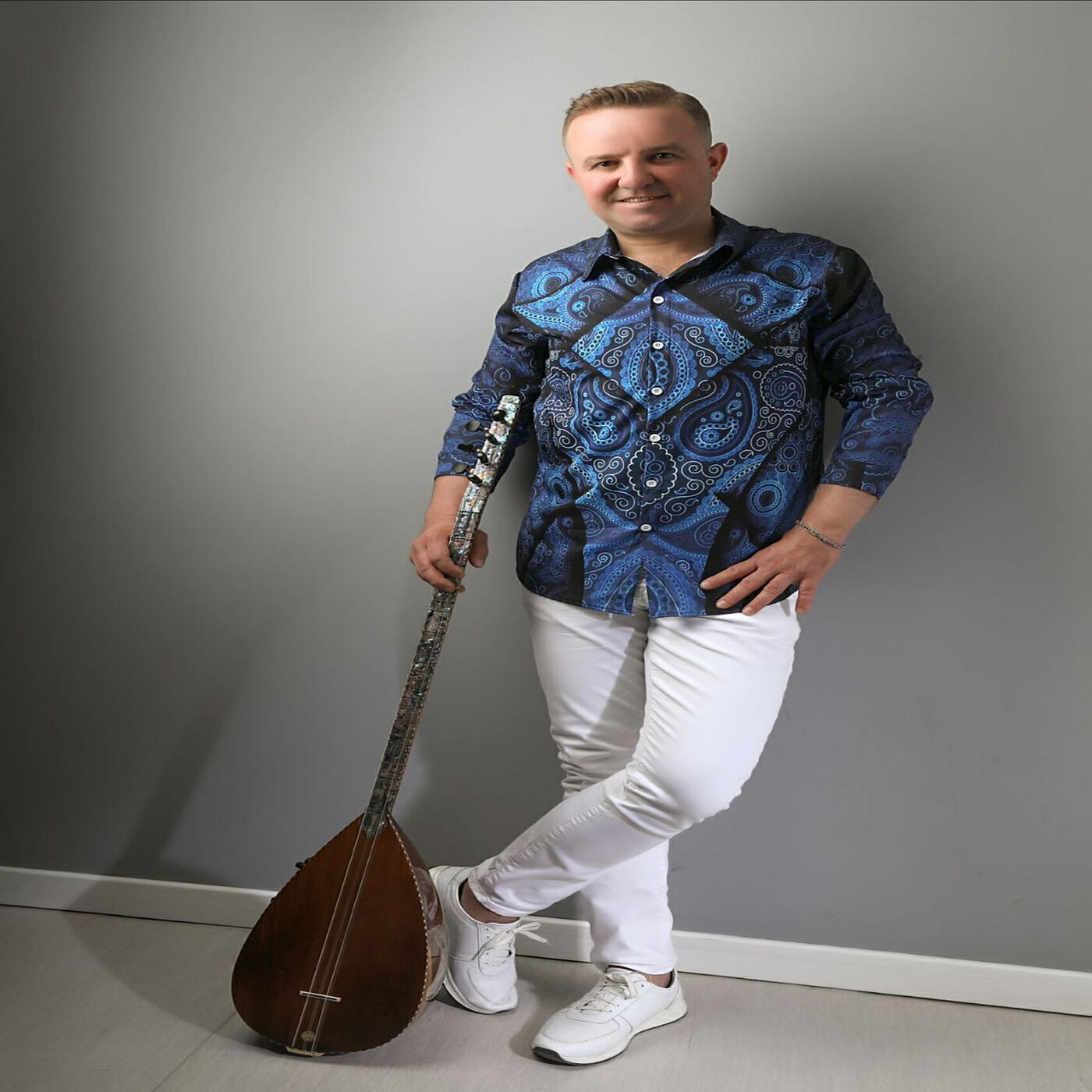 Релиз Karakas Gozlerin Elmas