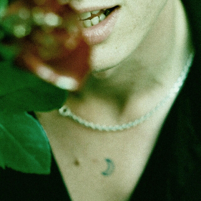 Релиз Don't Delete The Kisses