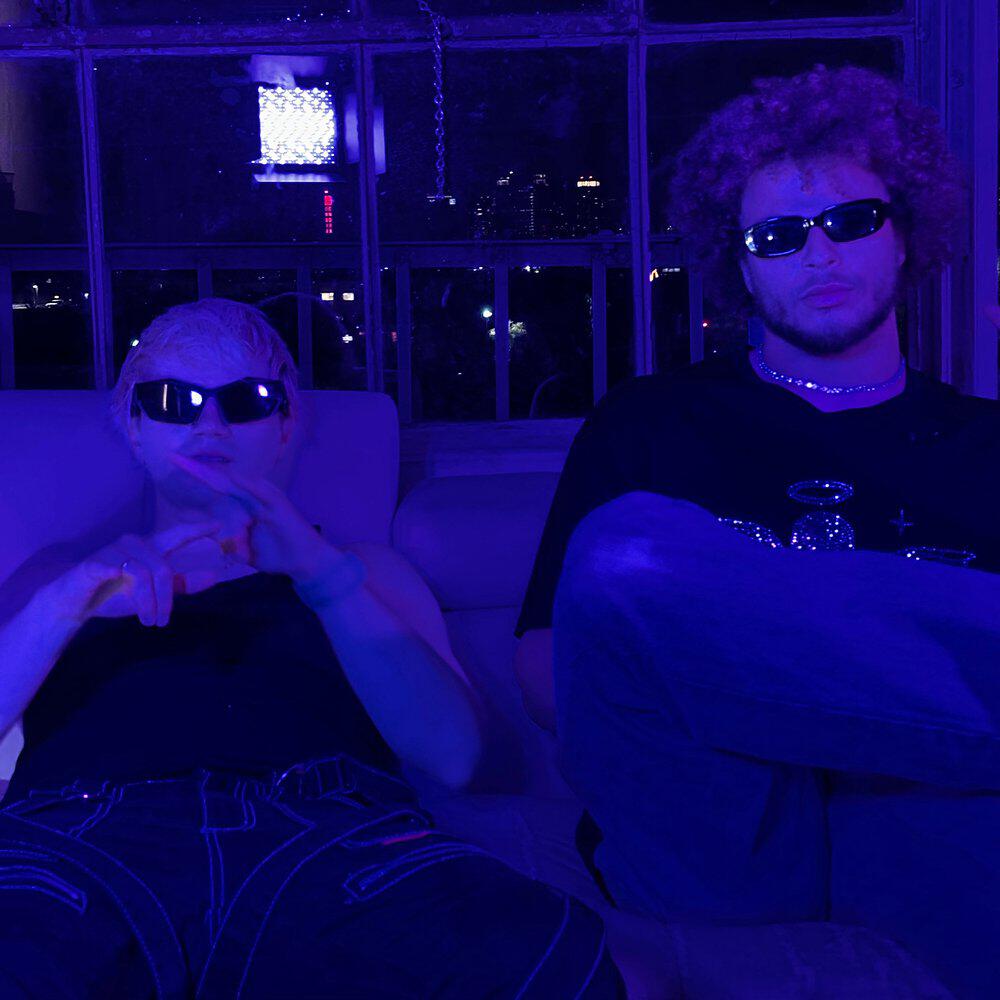 Релиз MOONROCKS