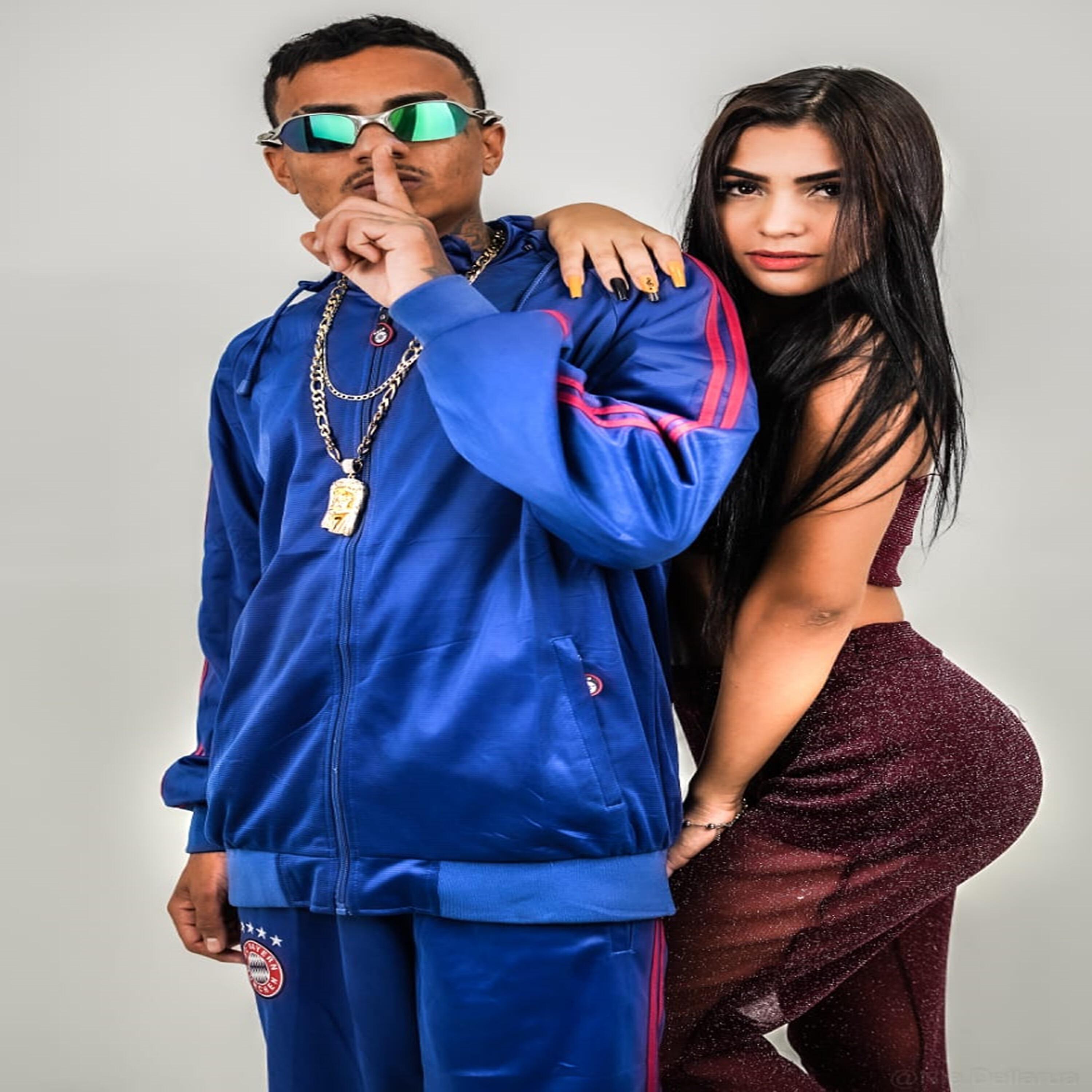 Скачать песню Mc Junnin R7, Samya Sabrina - Olha o Flash бесплатно в MP3 для Android и iOS