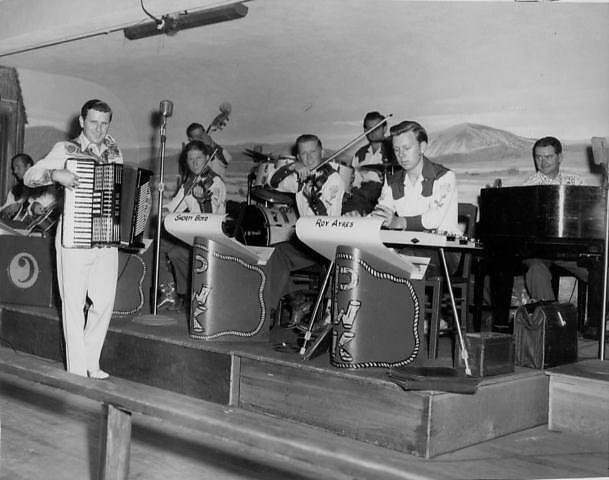 Pee Wee King and his Golden West Cowboys