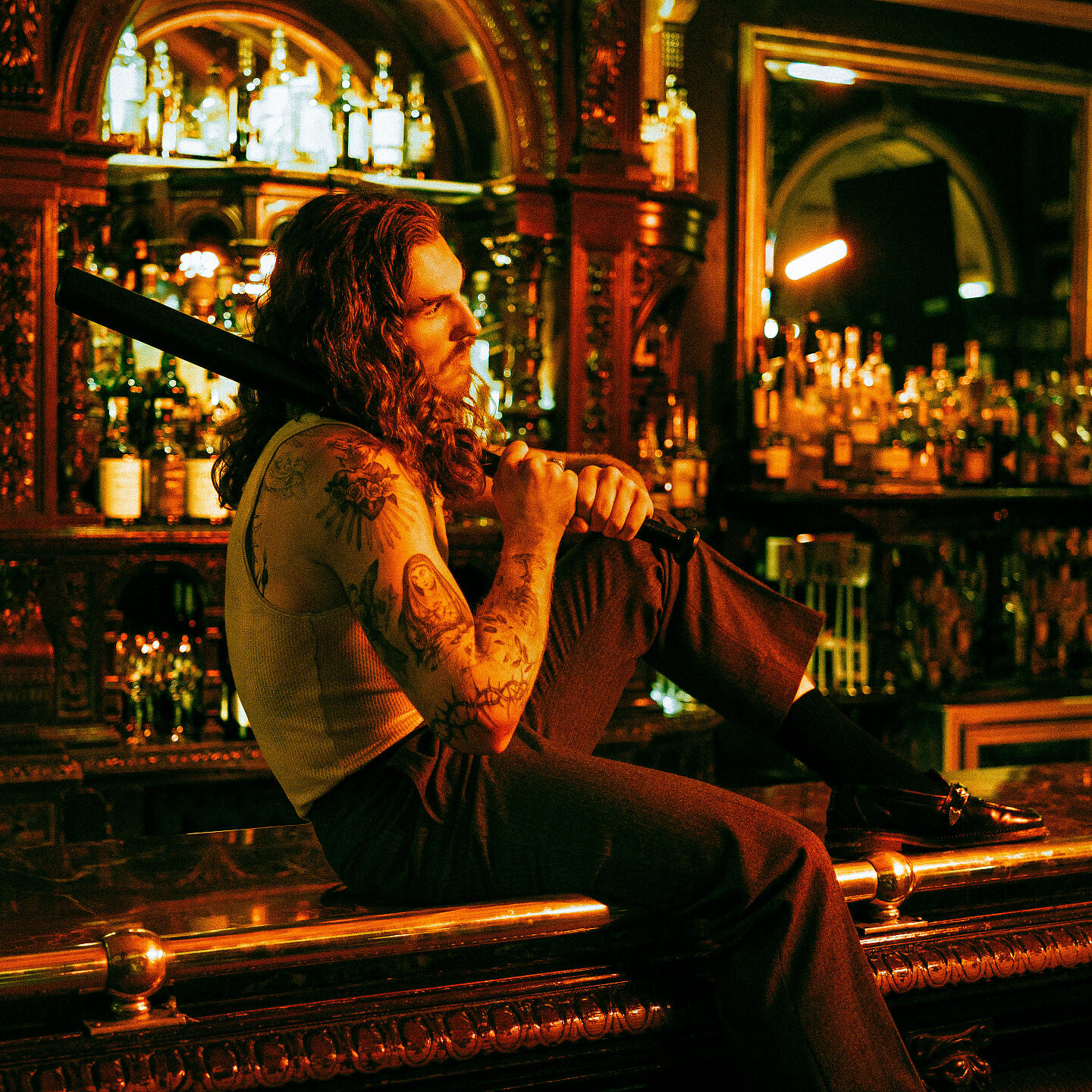 Релиз Throne