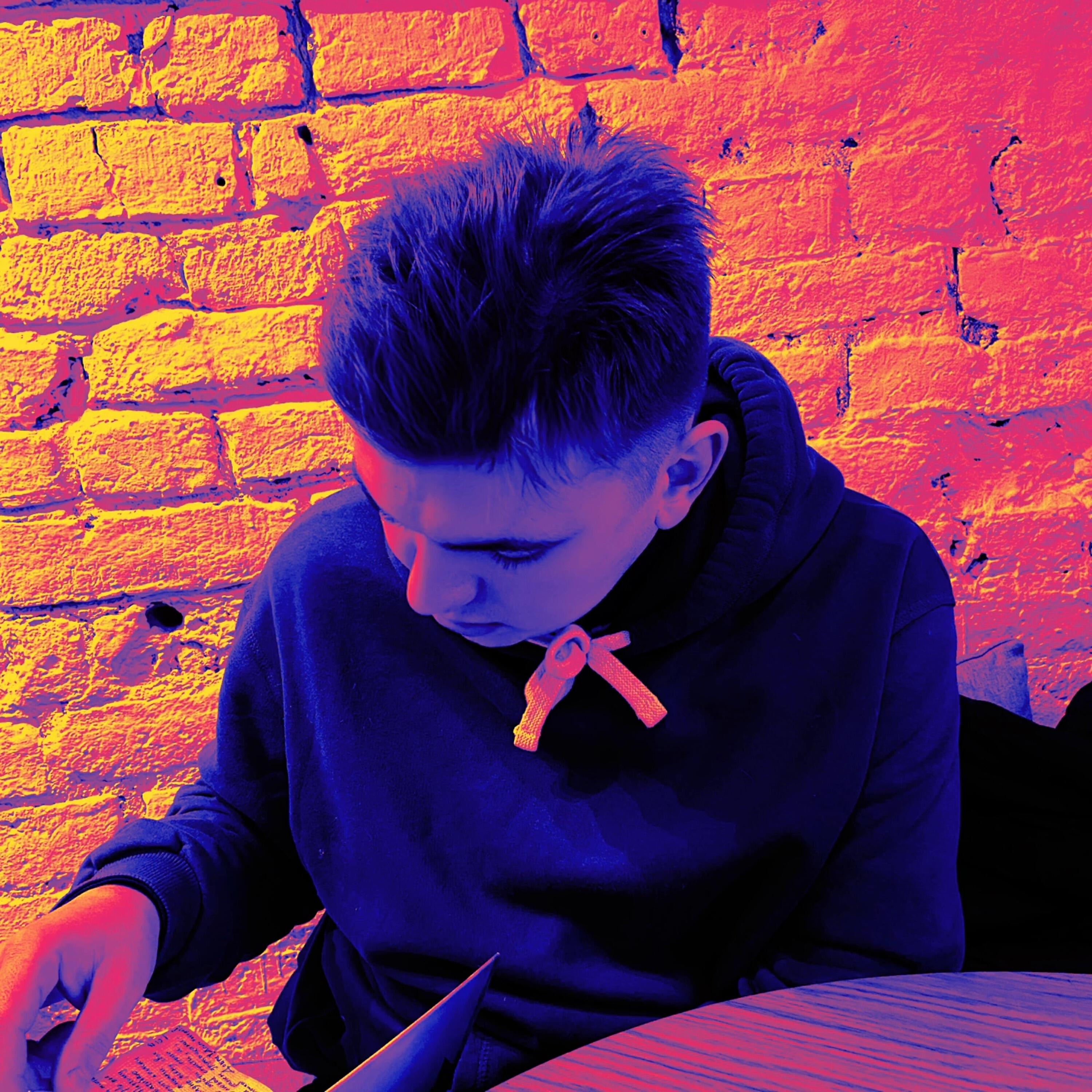 Релиз Я лечу выше