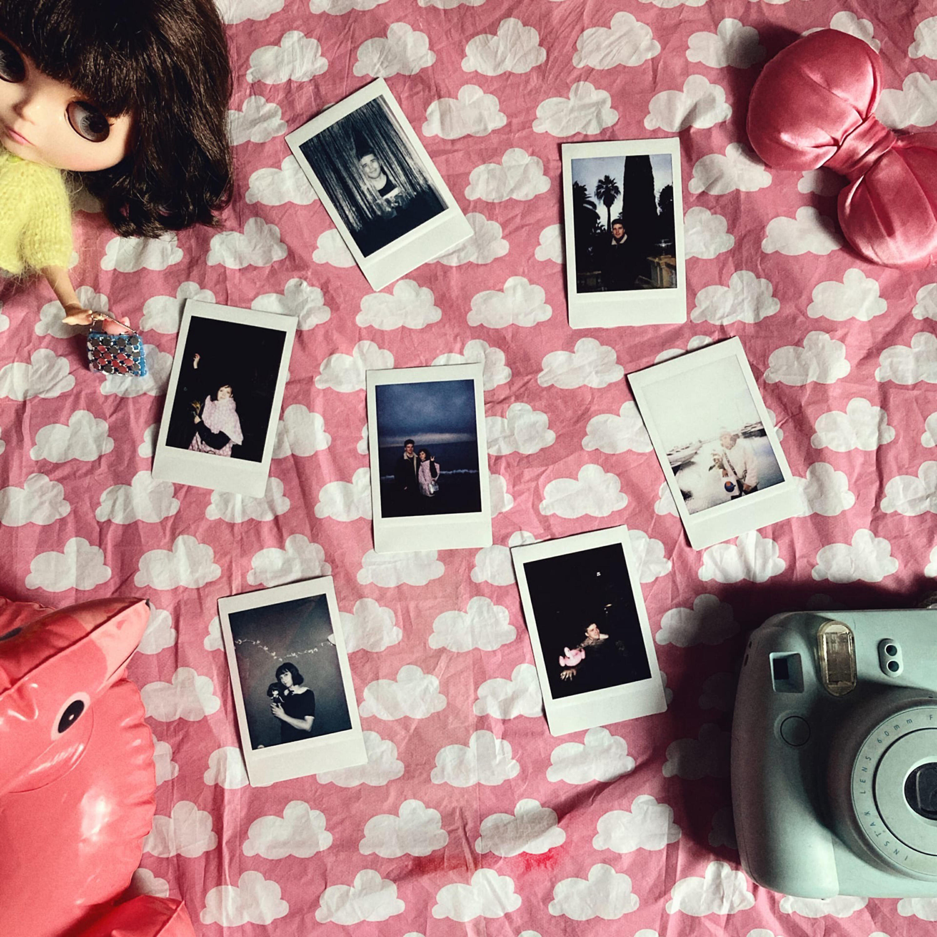 Релиз Polaroid