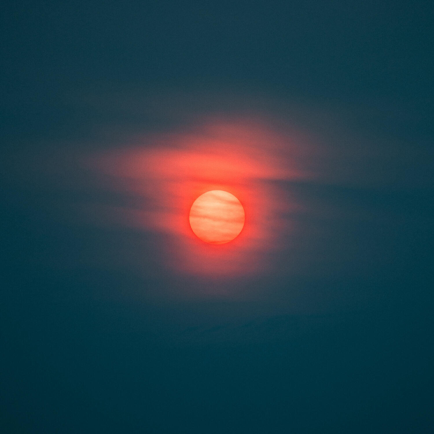 Релиз Saludo al Sol
