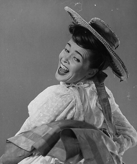 Joan McCracken