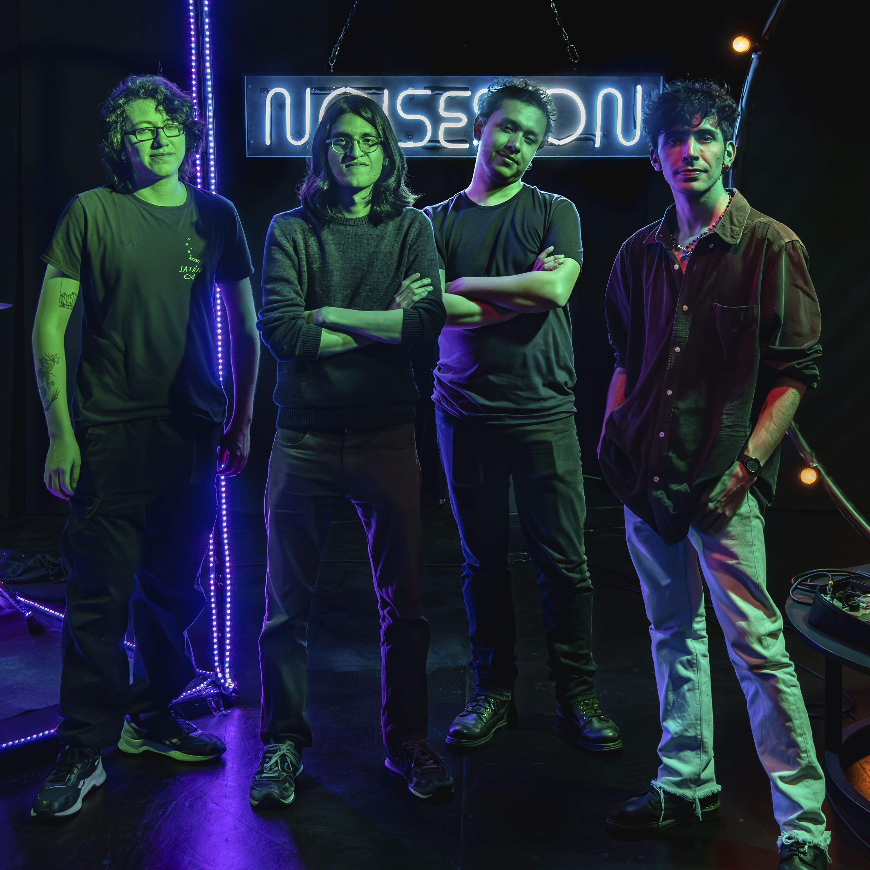 Релиз Nicolás y los Fumadores - Noisesion
