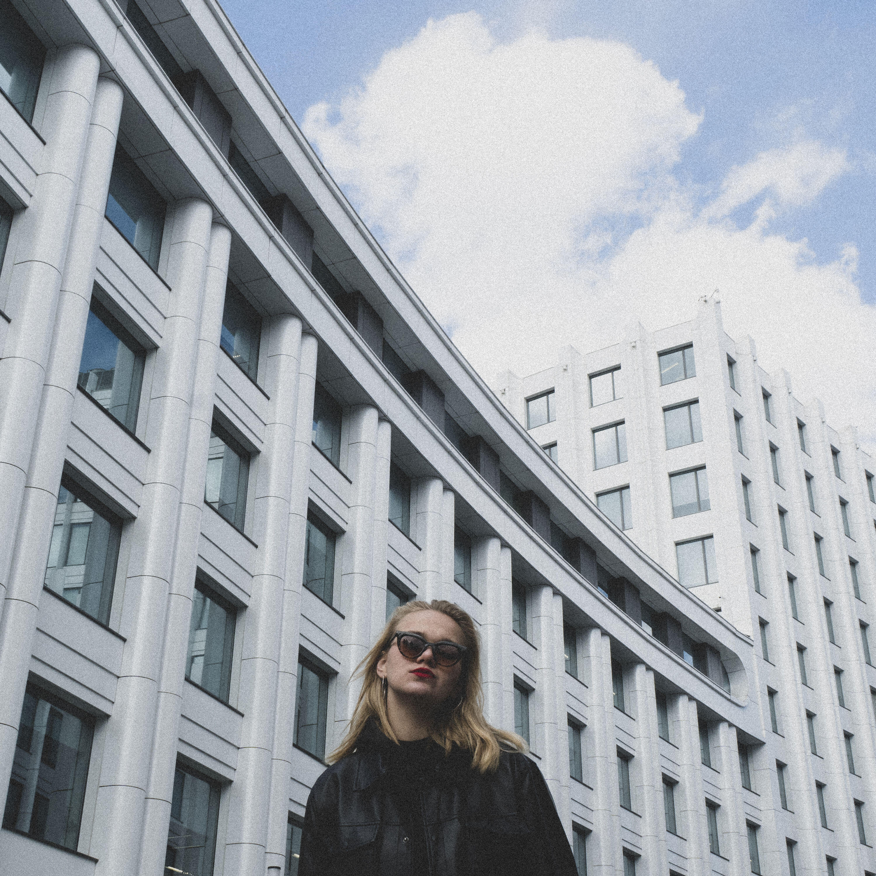Релиз Holy sound