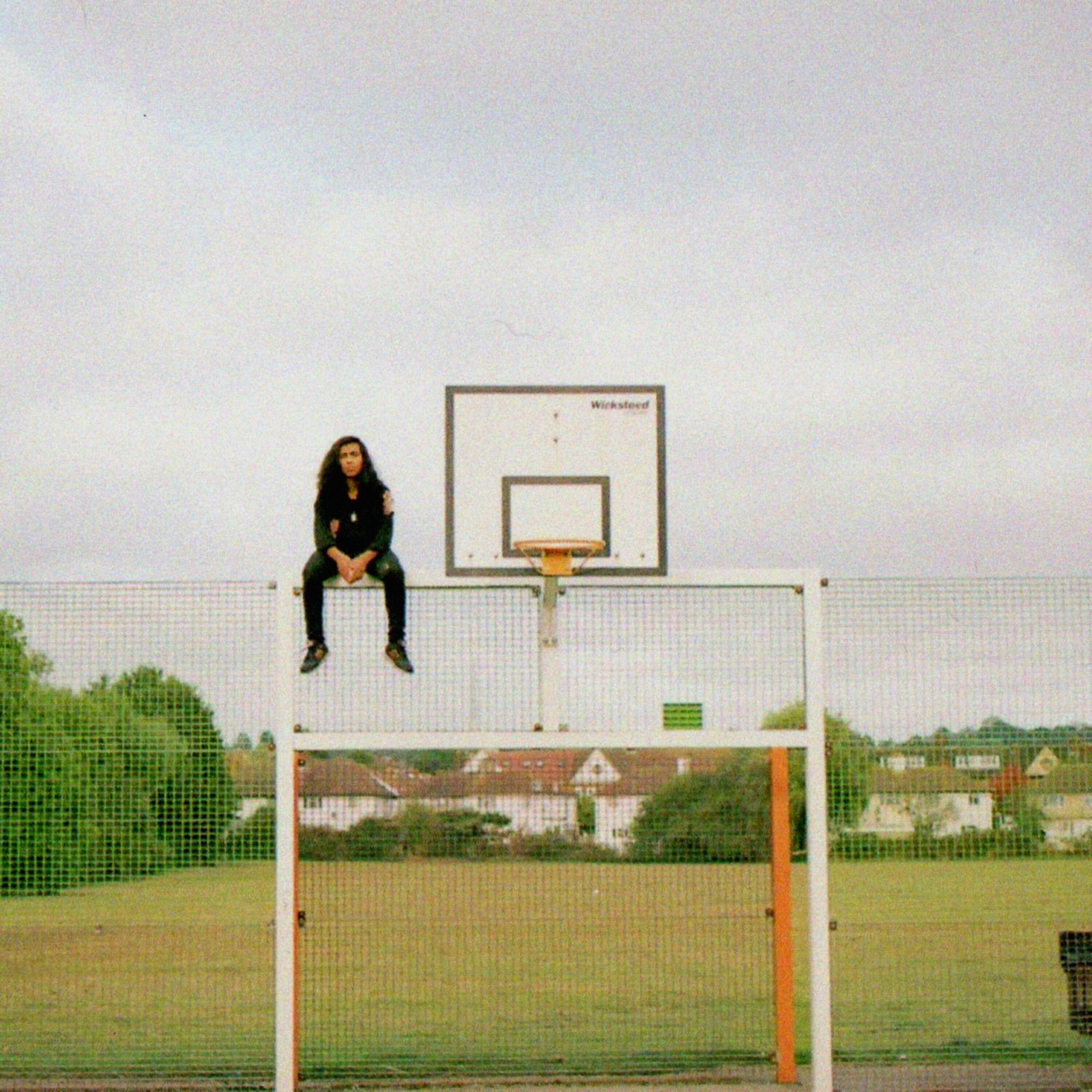 Релиз Weightless