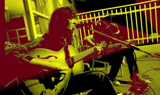 Alice Tambourine Lover