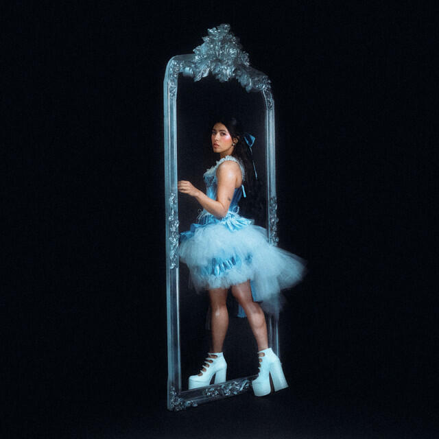 Релиз Mirror Starts Moving Without Me