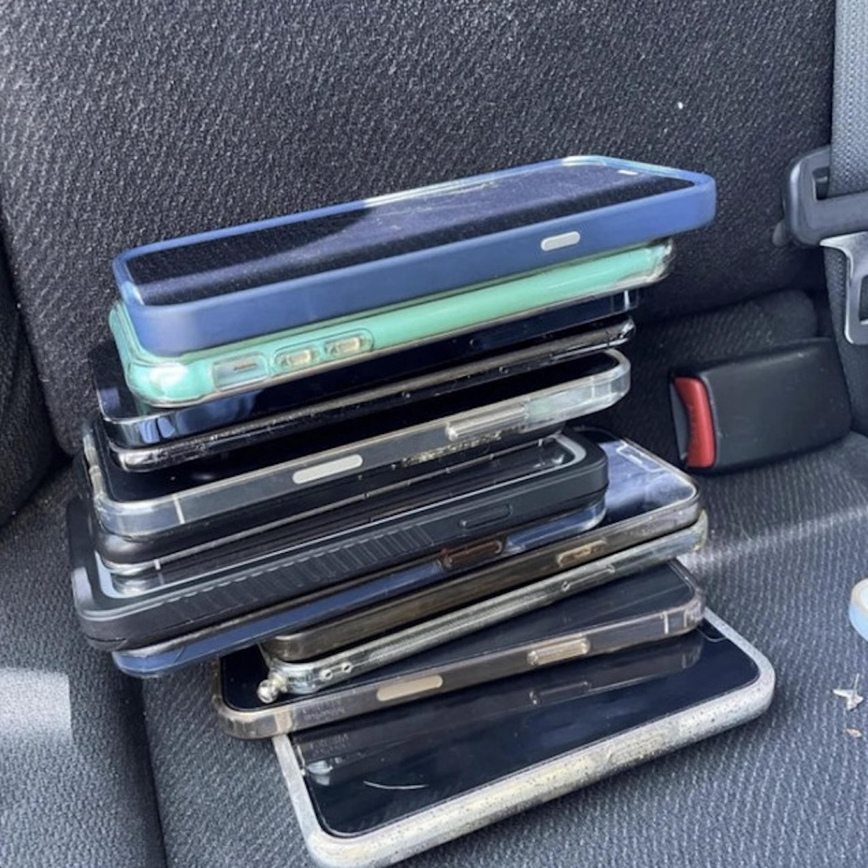 Релиз steal phones