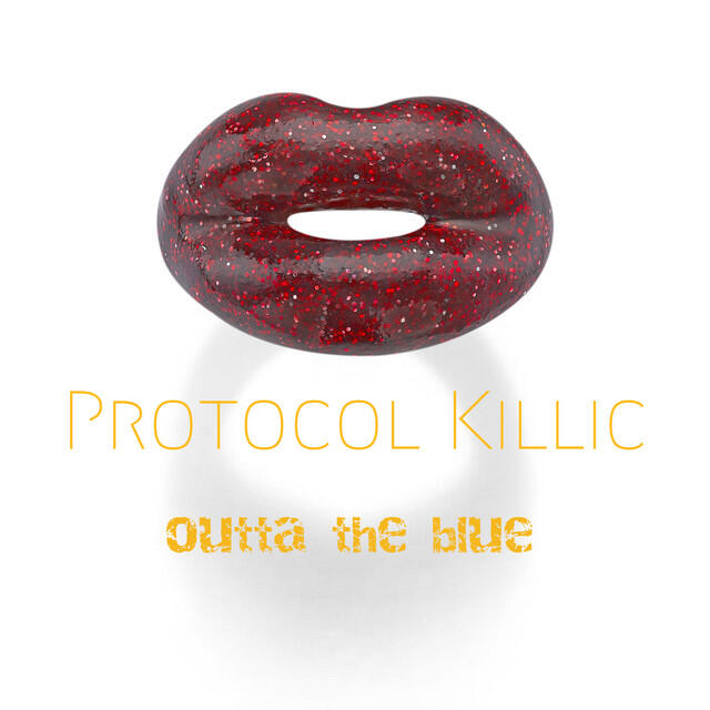 Релиз Outta The Blue