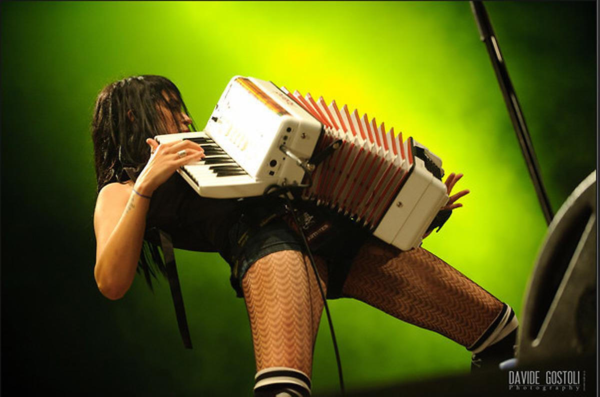 The Mahones