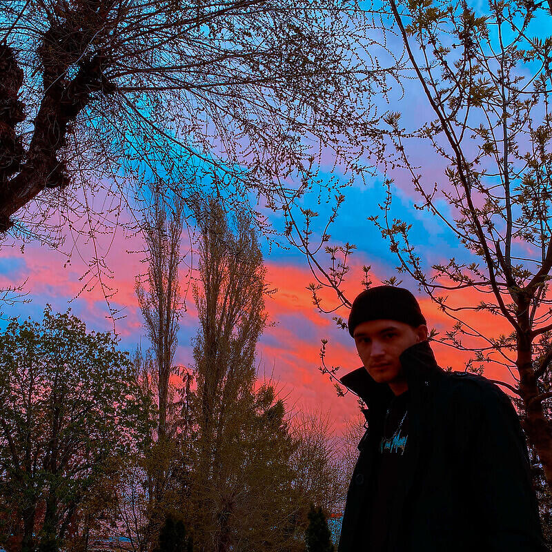 Релиз Пробивает мозг prod. by fake heart