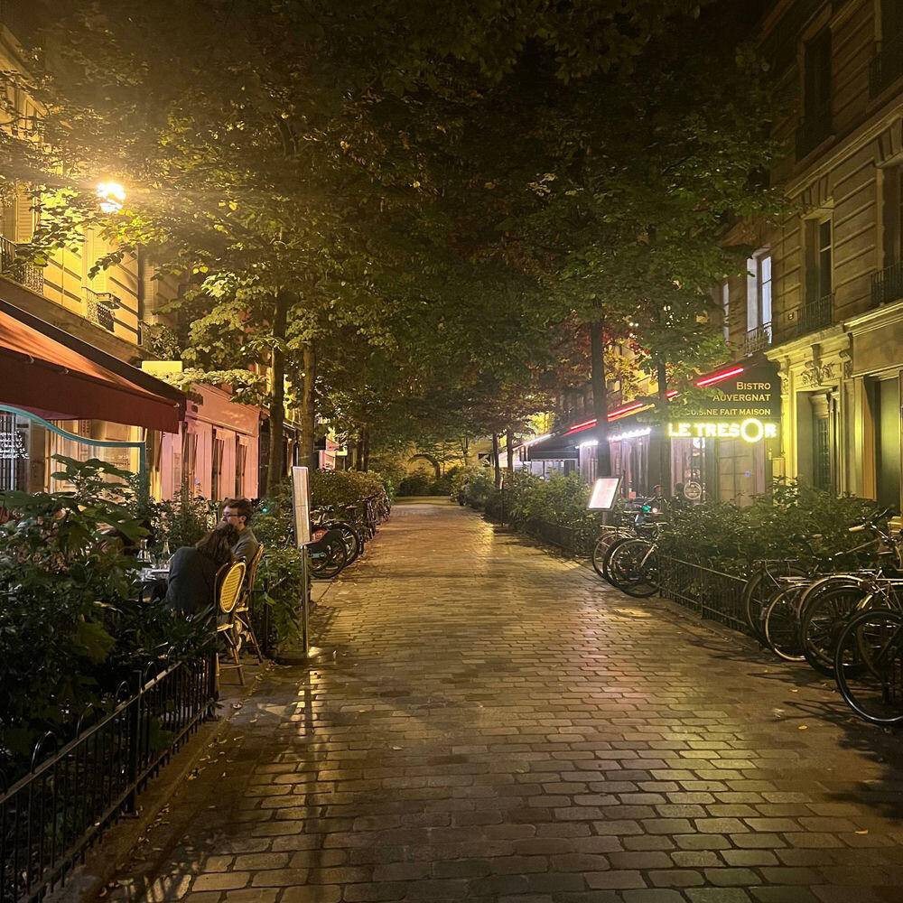 Релиз Cobblestone Corner