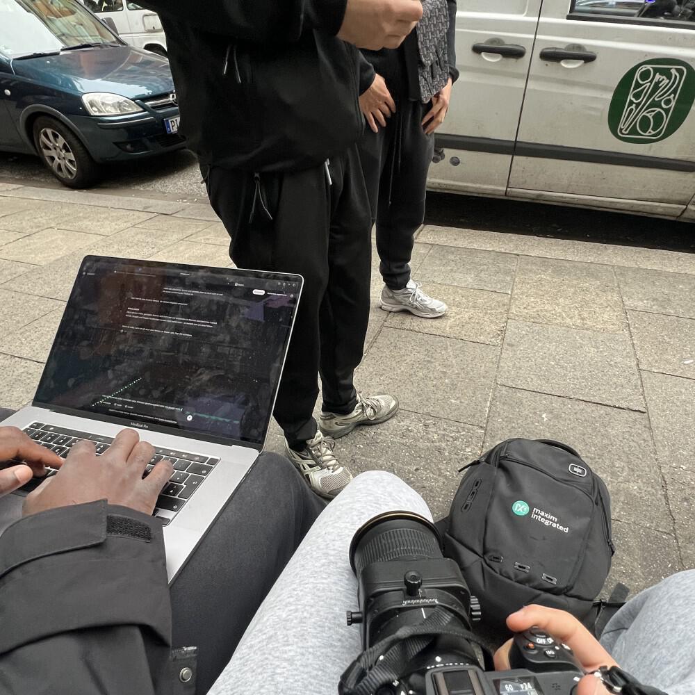 Релиз Traum im Bezirk