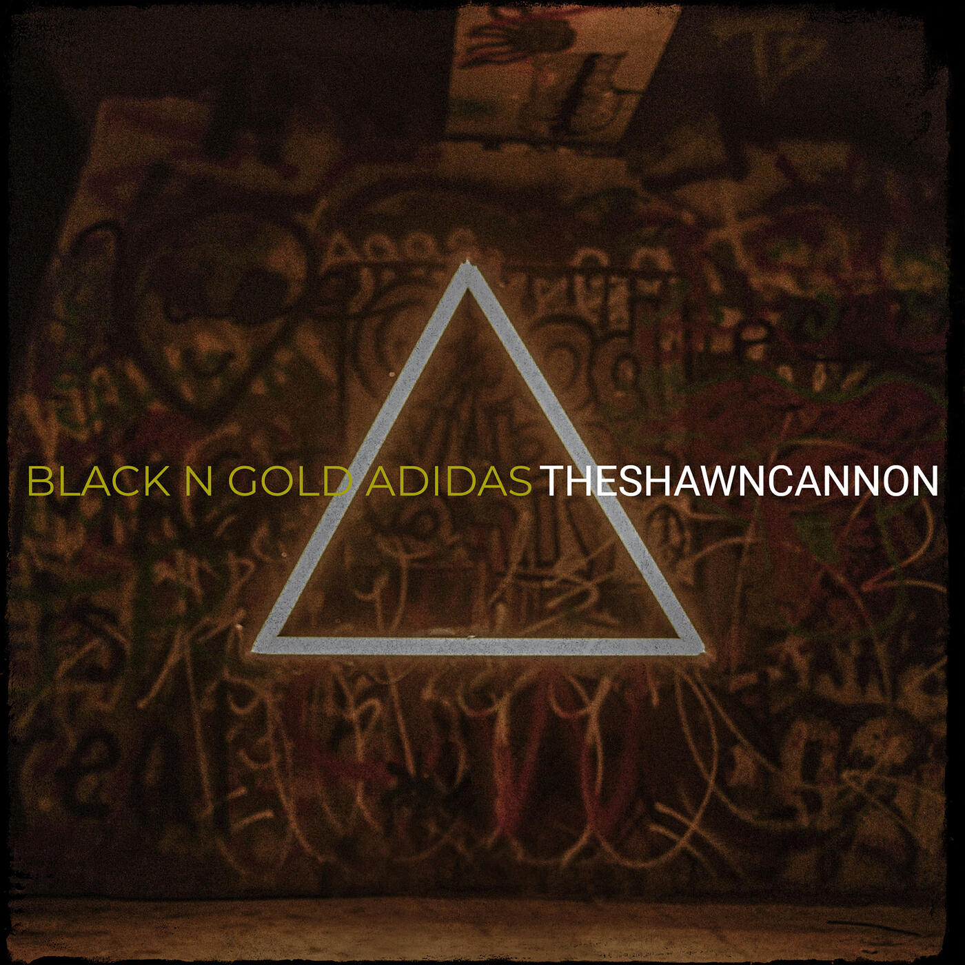 Релиз Black n Gold Adidas