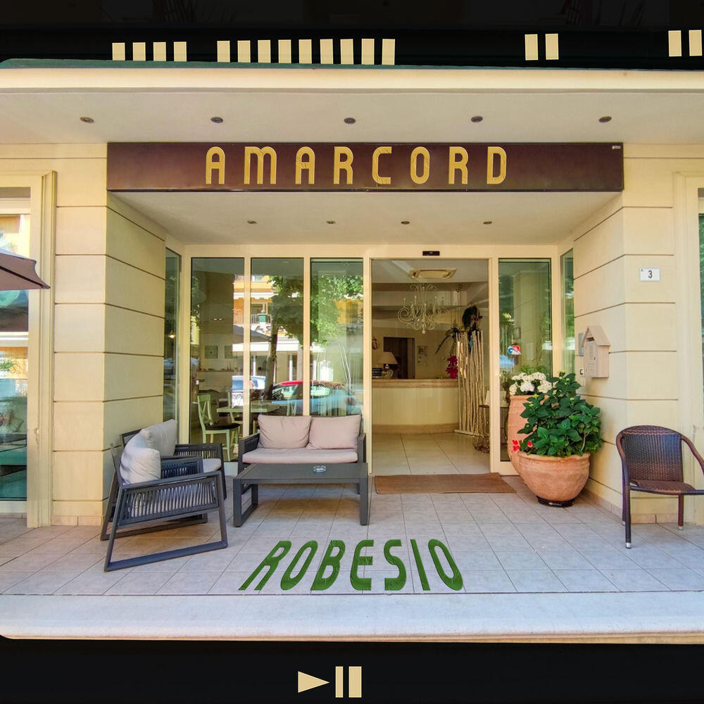 Релиз AMARCORD