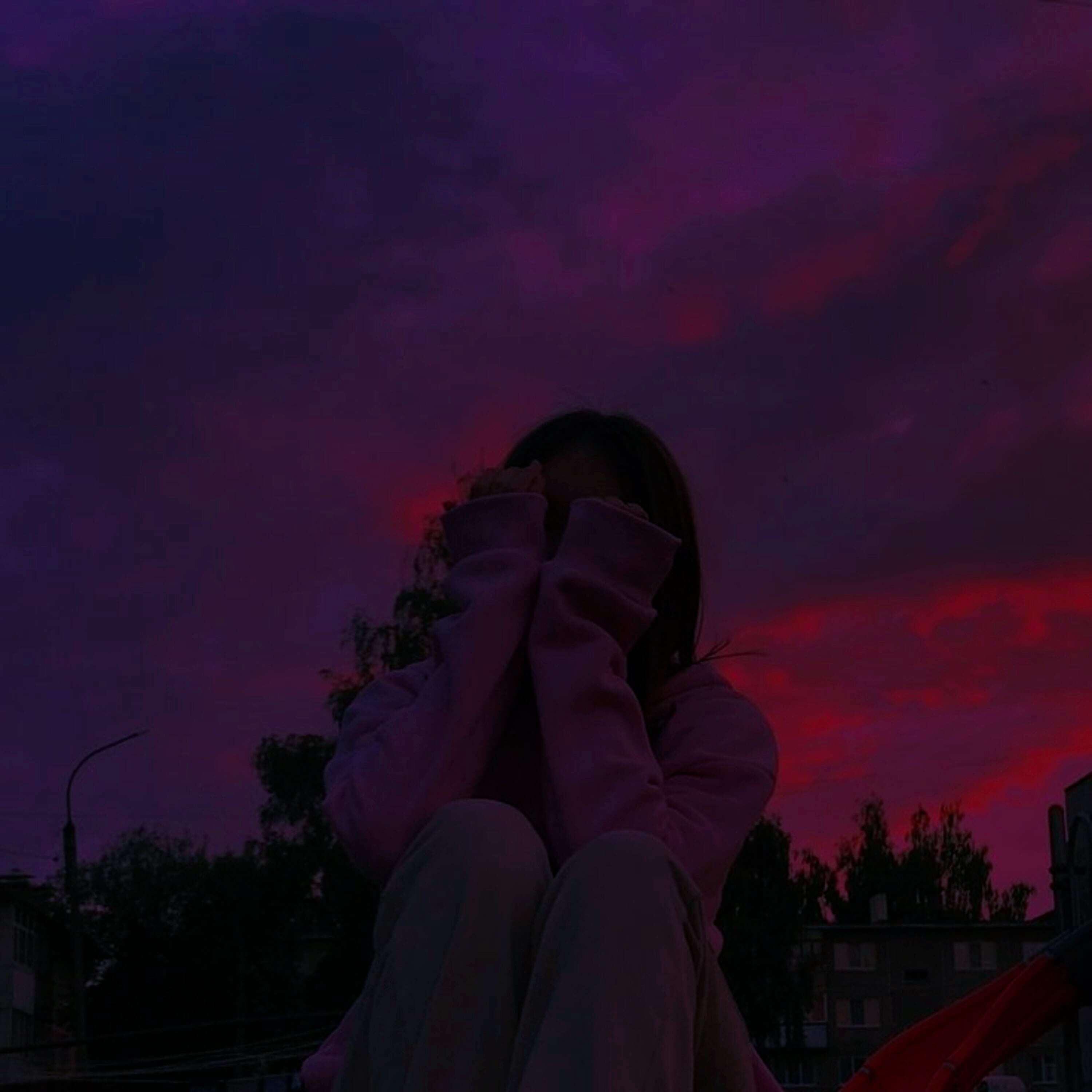 Релиз Love Me