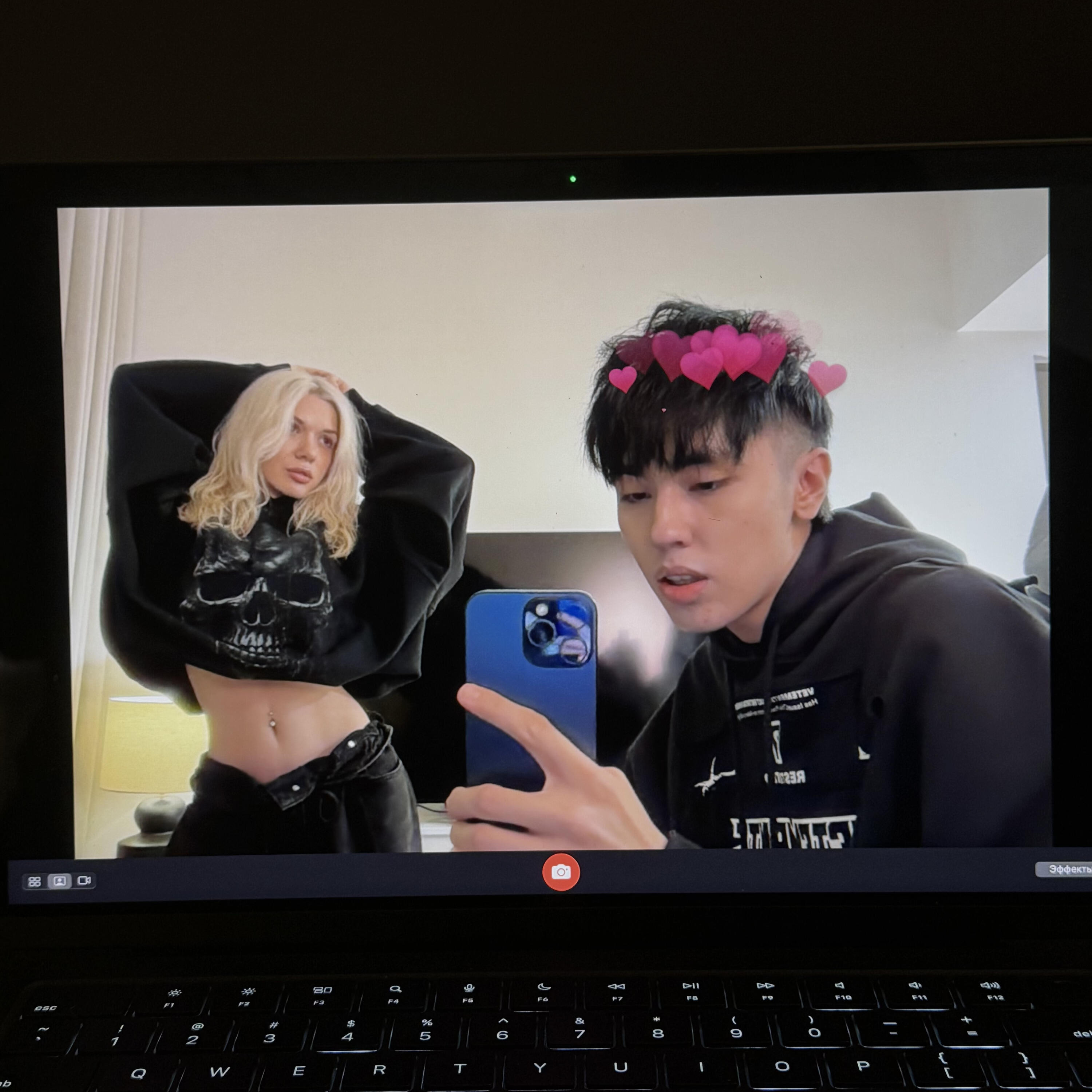 Релиз BAGGY JEANS