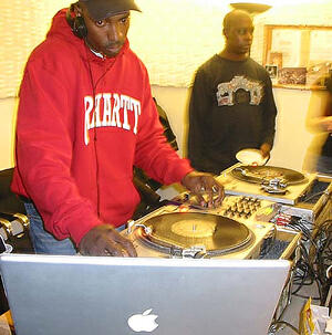 DJ 3D