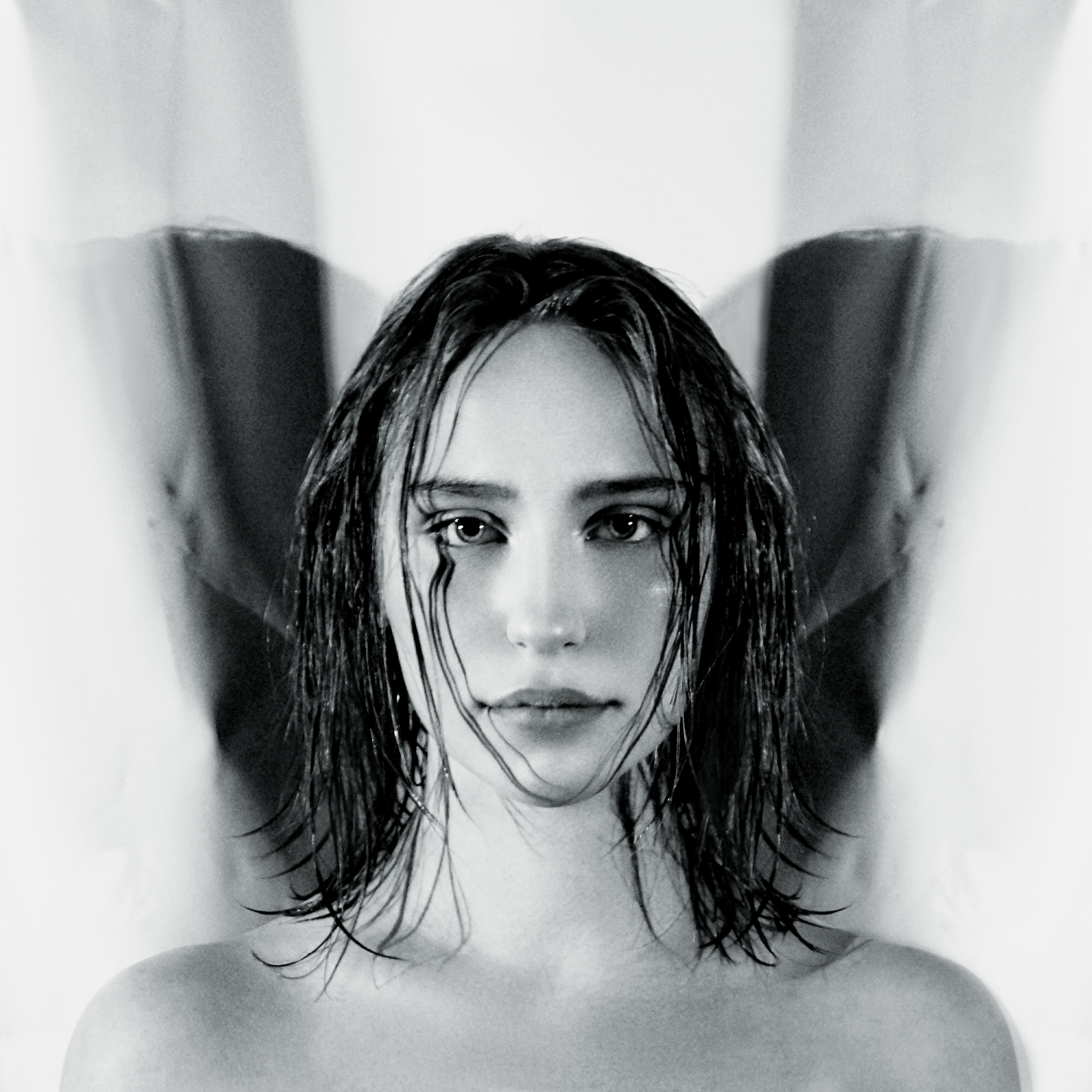 Релиз XRISTINA