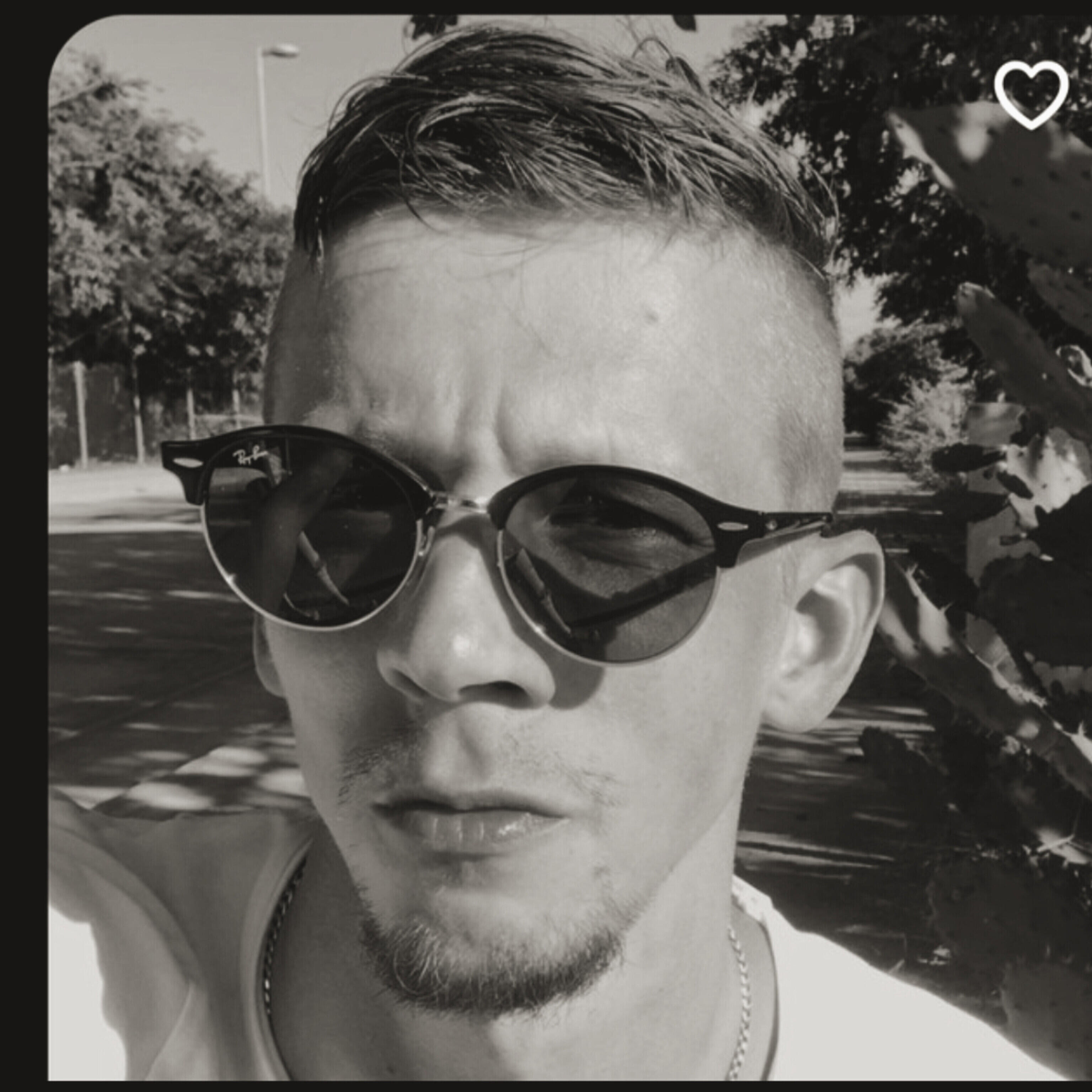 Релиз Подоконник