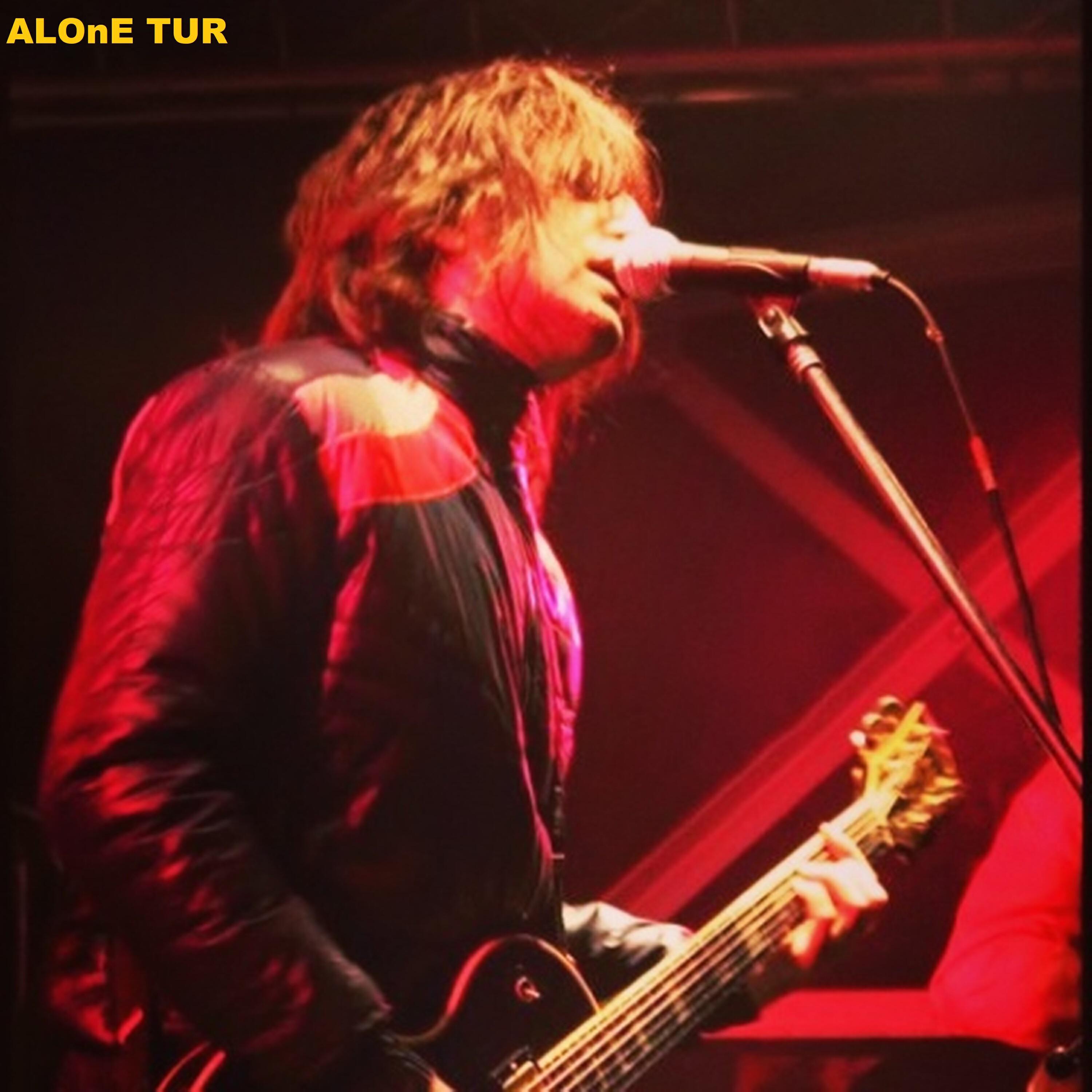 Релиз Alone Tur (2007)