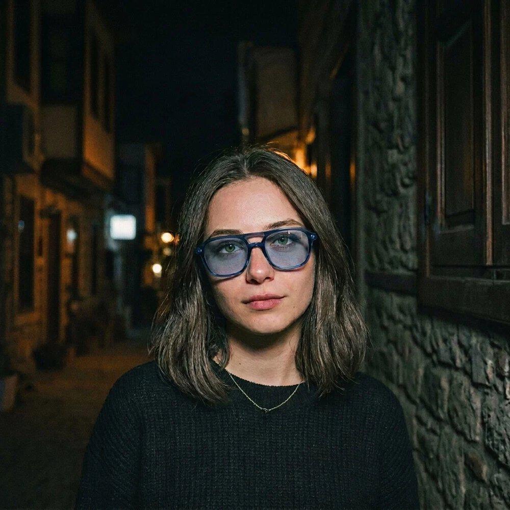 Релиз Deli Bir Rapsodi