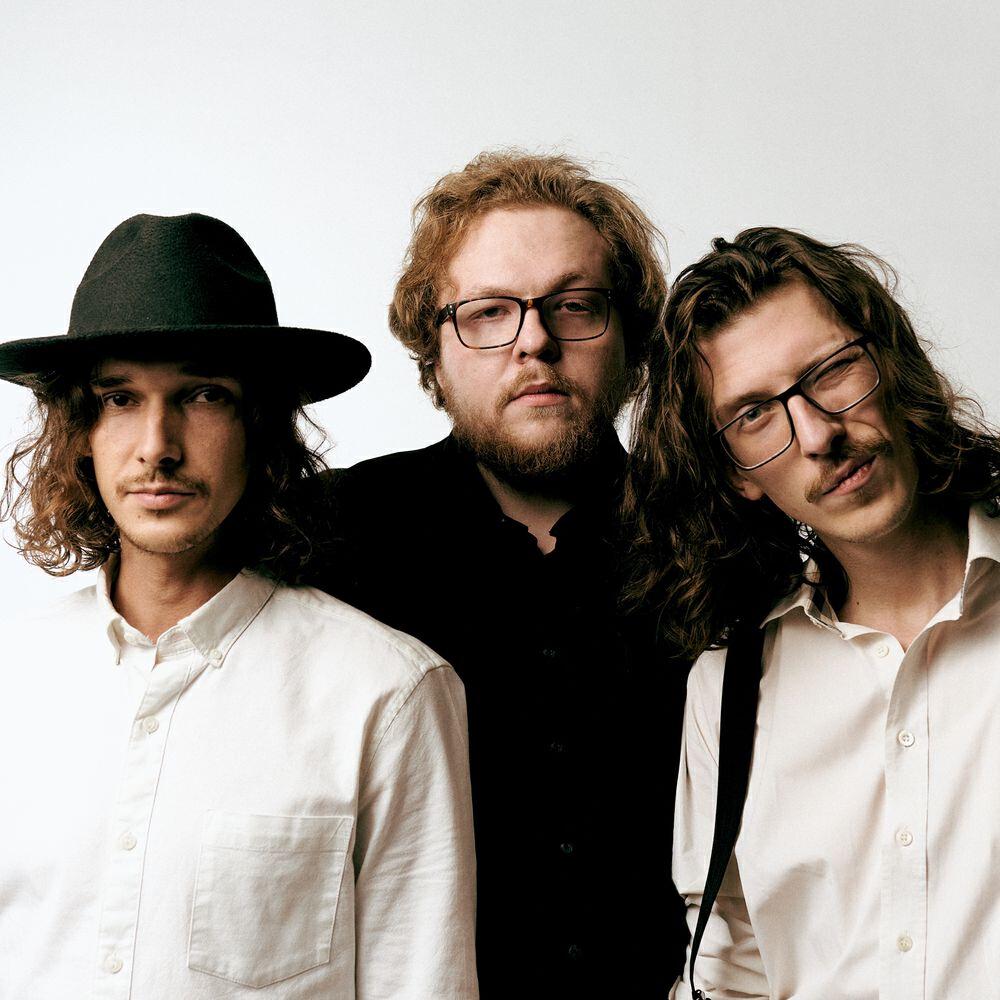 Beautiful Boys все песни в mp3