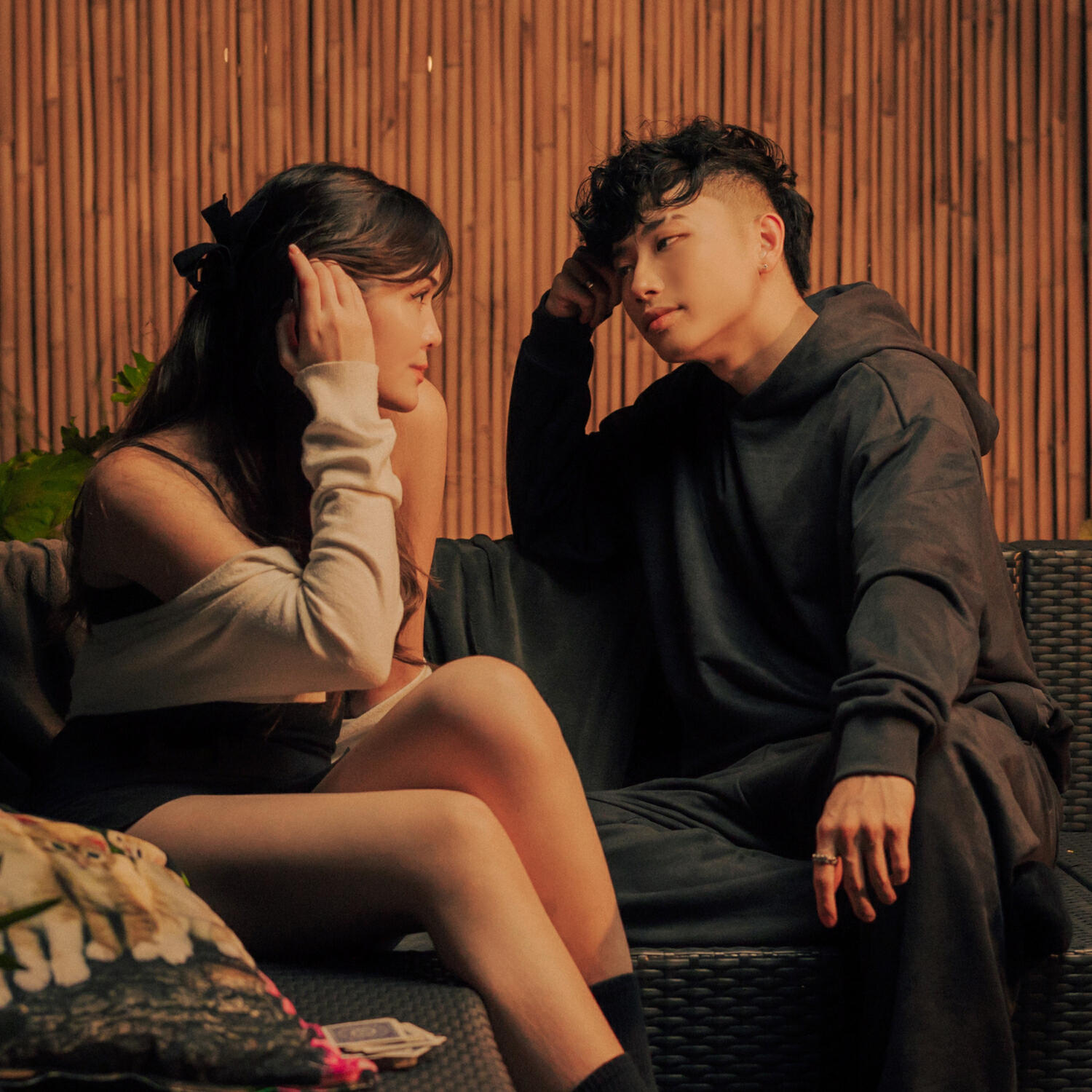 Релиз Feel The Same