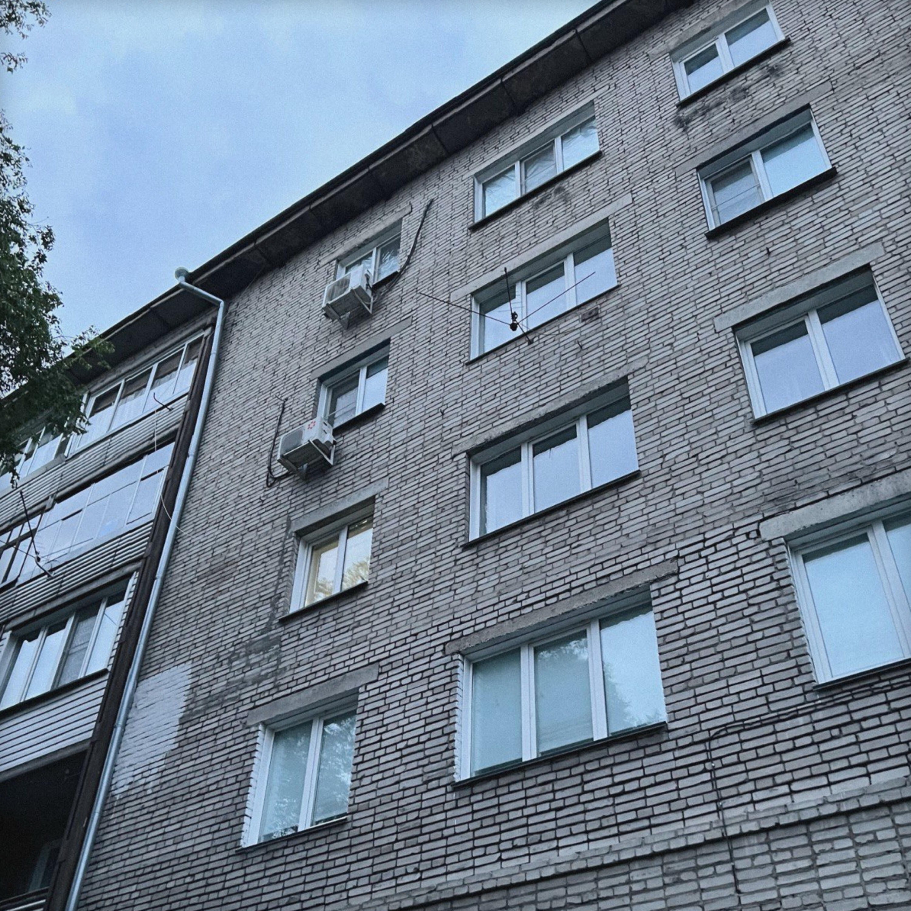 Релиз холодно и грустно