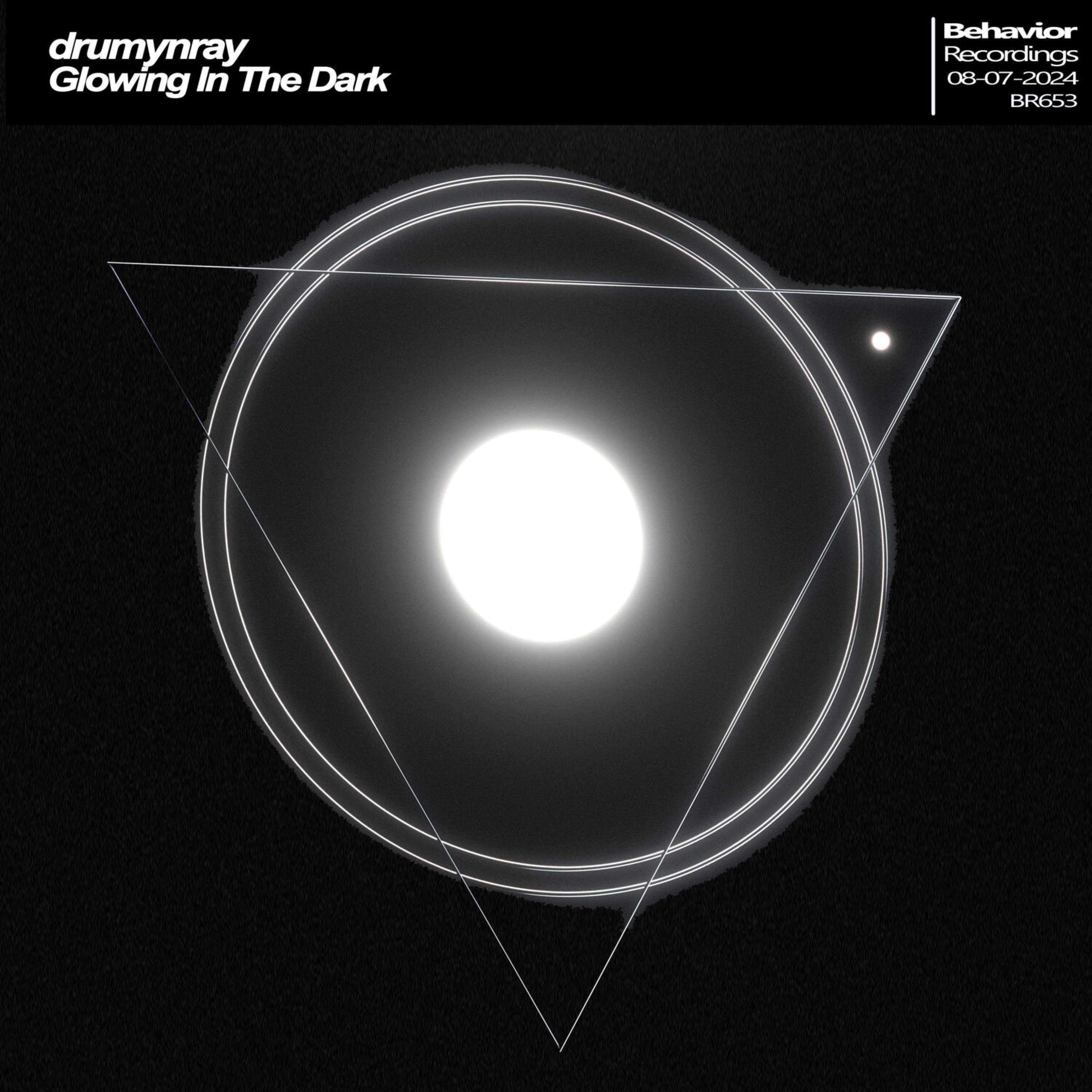 Релиз Glowing In The Dark
