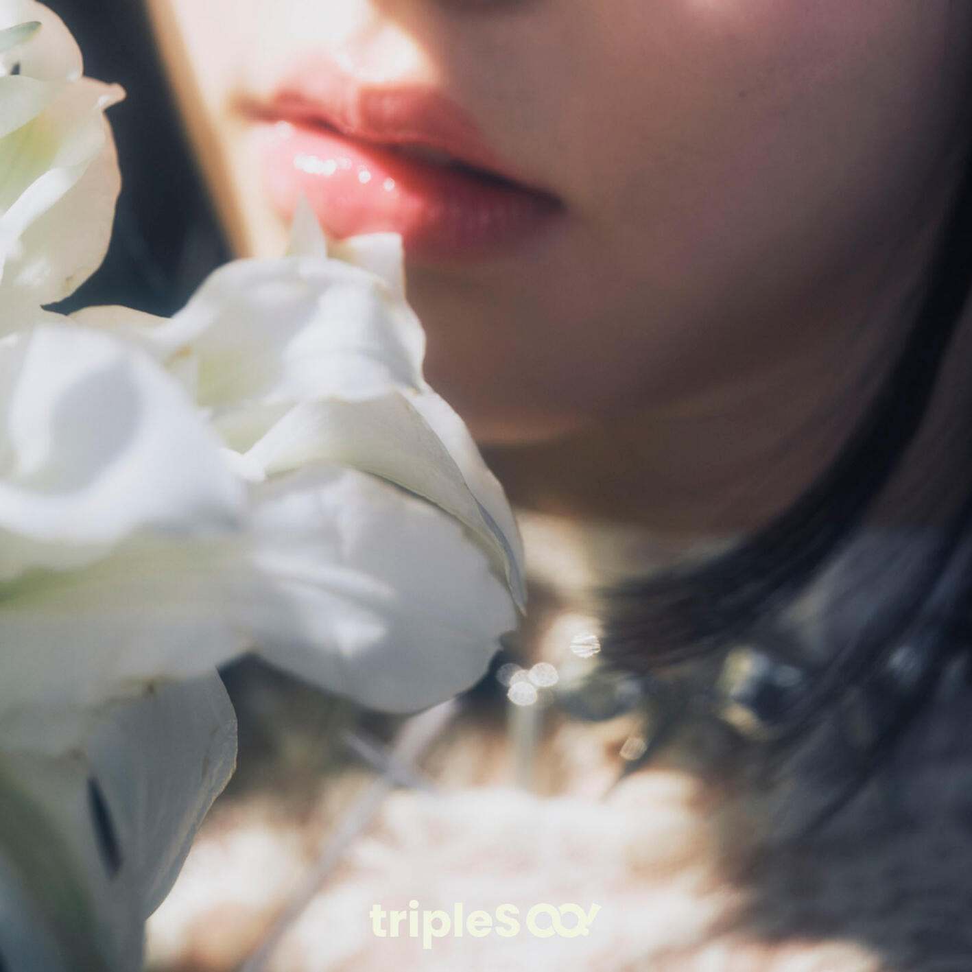 Релиз tripleS ∞! <アンタイトル>