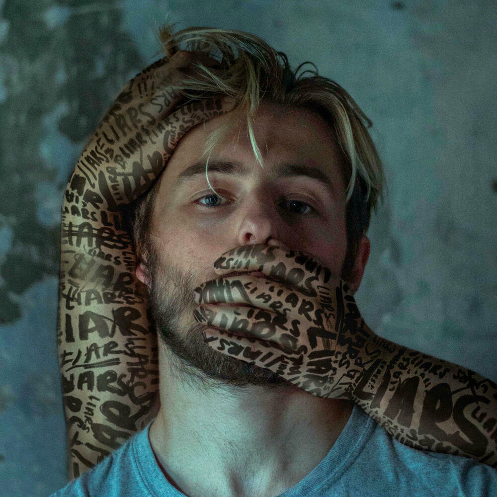 Релиз Liars