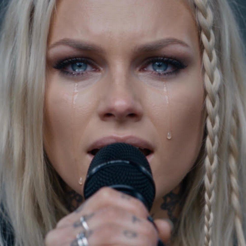 Релиз No One Knows Me