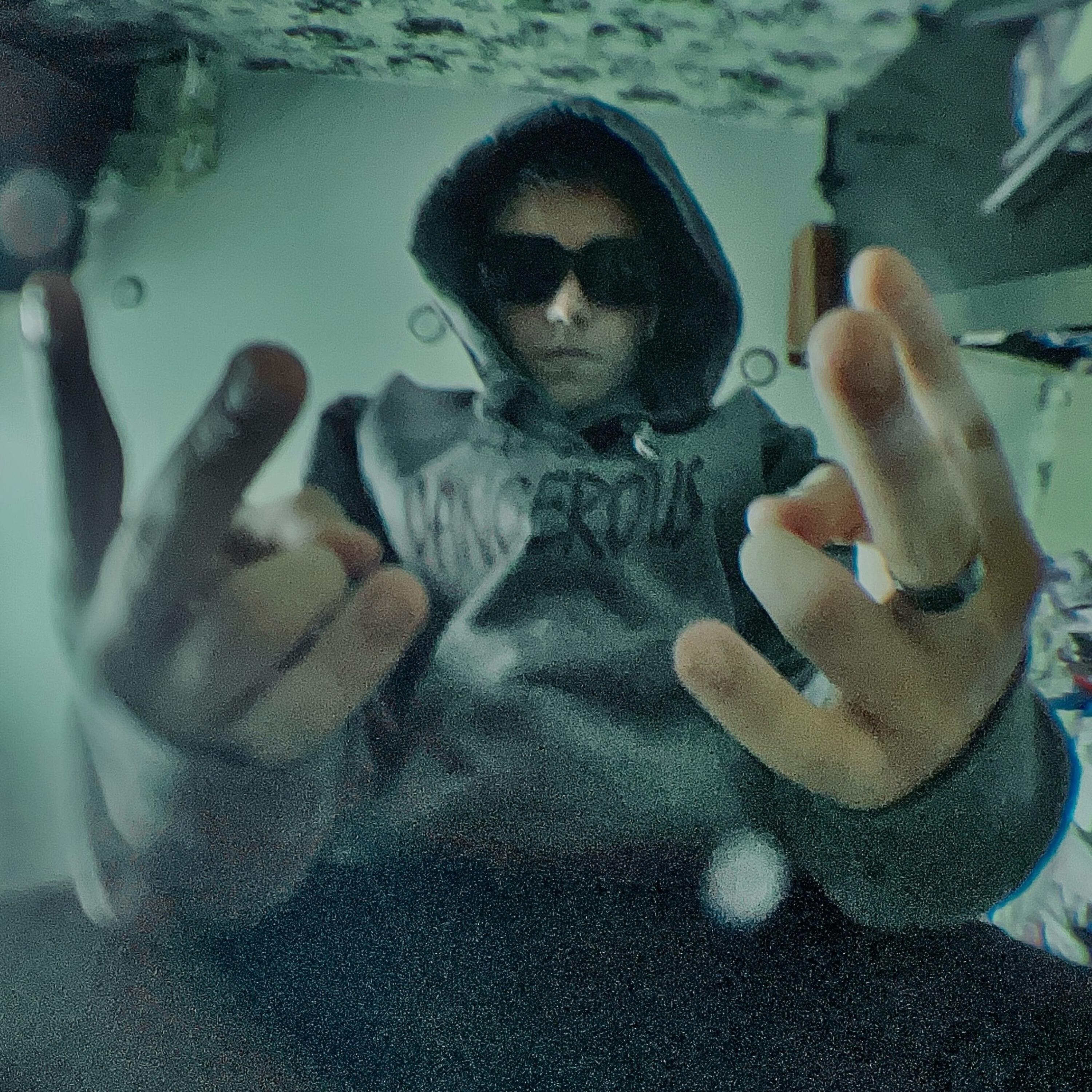 Релиз Schizophrenia