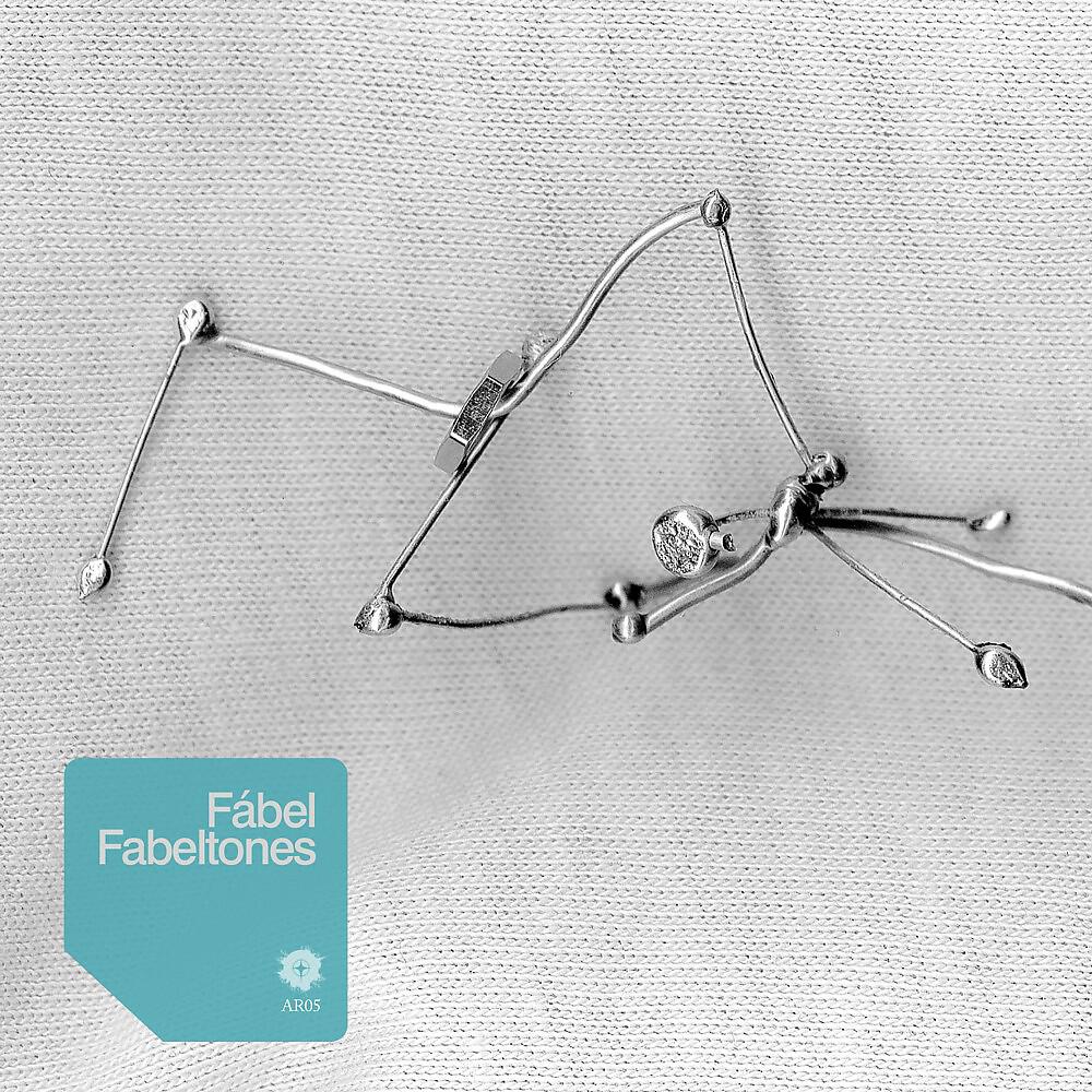 Релиз Fabeltones