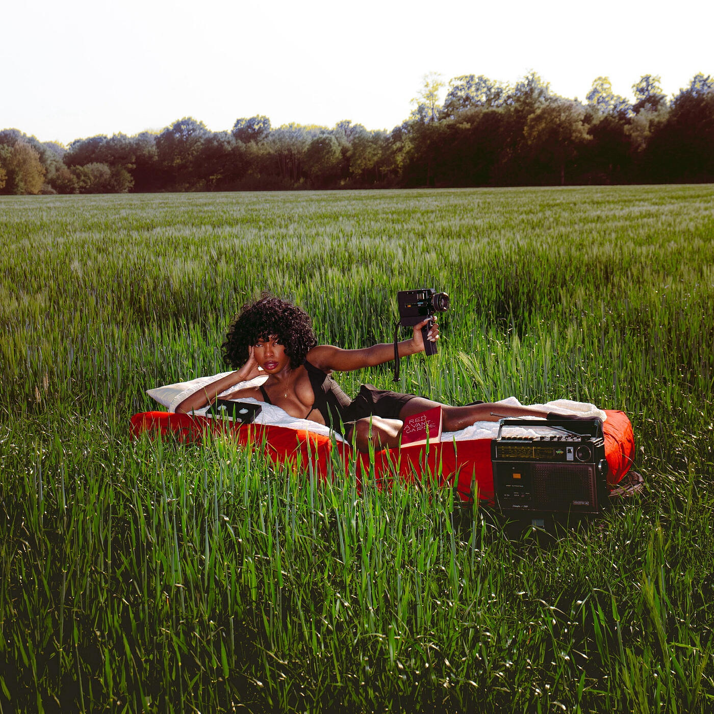 Релиз RED AVANT-GARDE