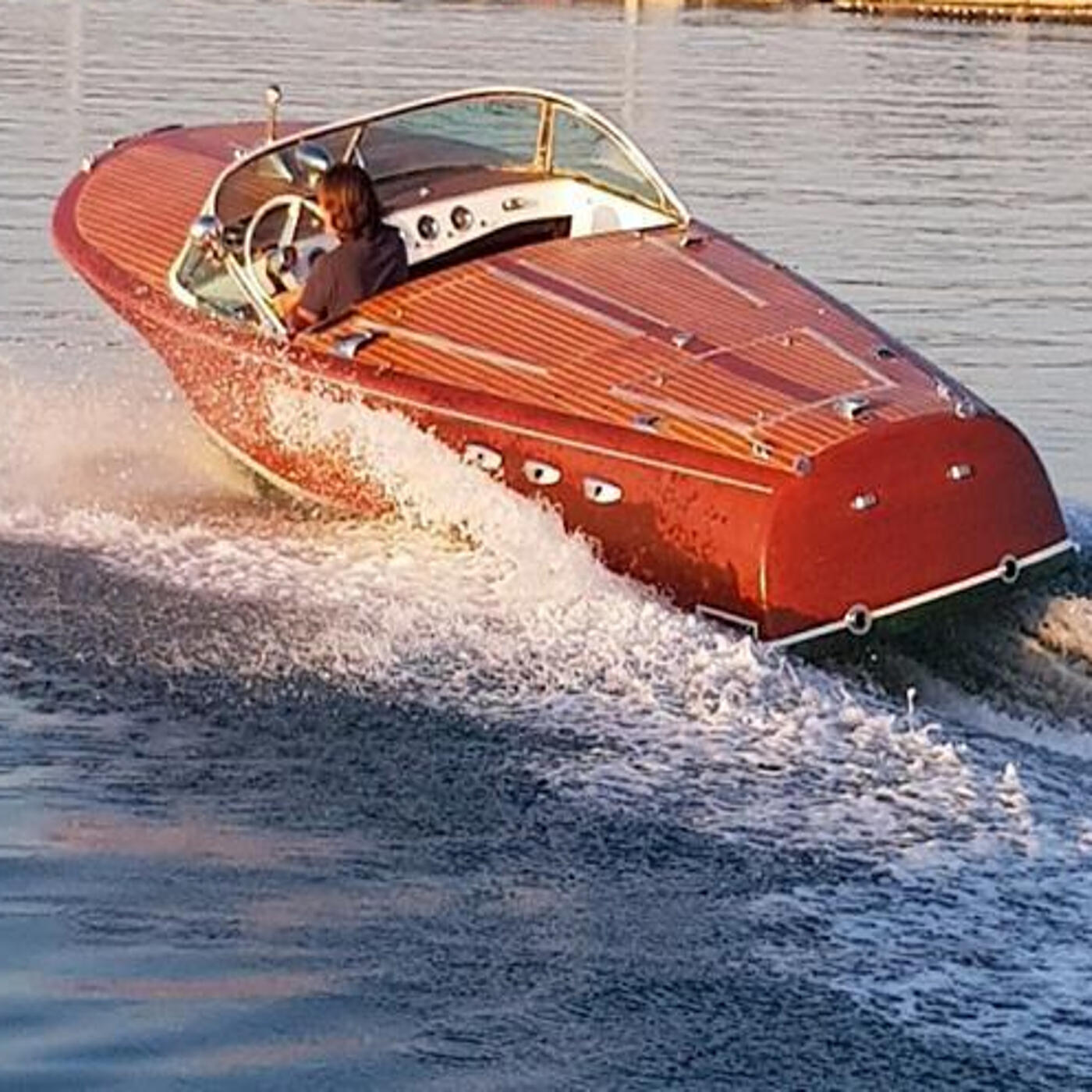 Релиз st Tropez Le Club 55,  les Salins,  L’Indie Beach, La Cabane Bambou, Les Graniers, Gigi,  La Réserve a Bagatelle,  Loulou,