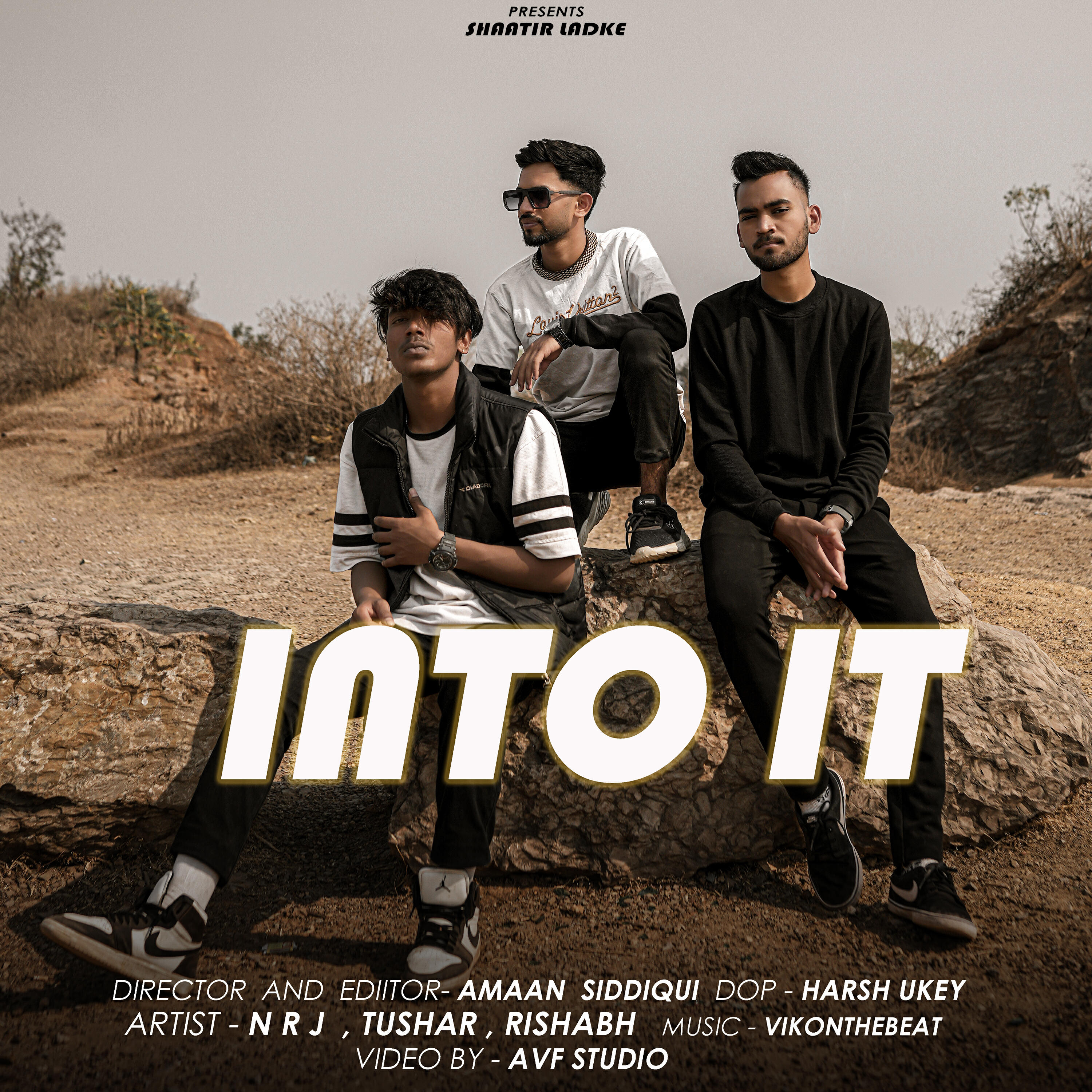 Постер альбома INTO IT (Akela sa hoon)