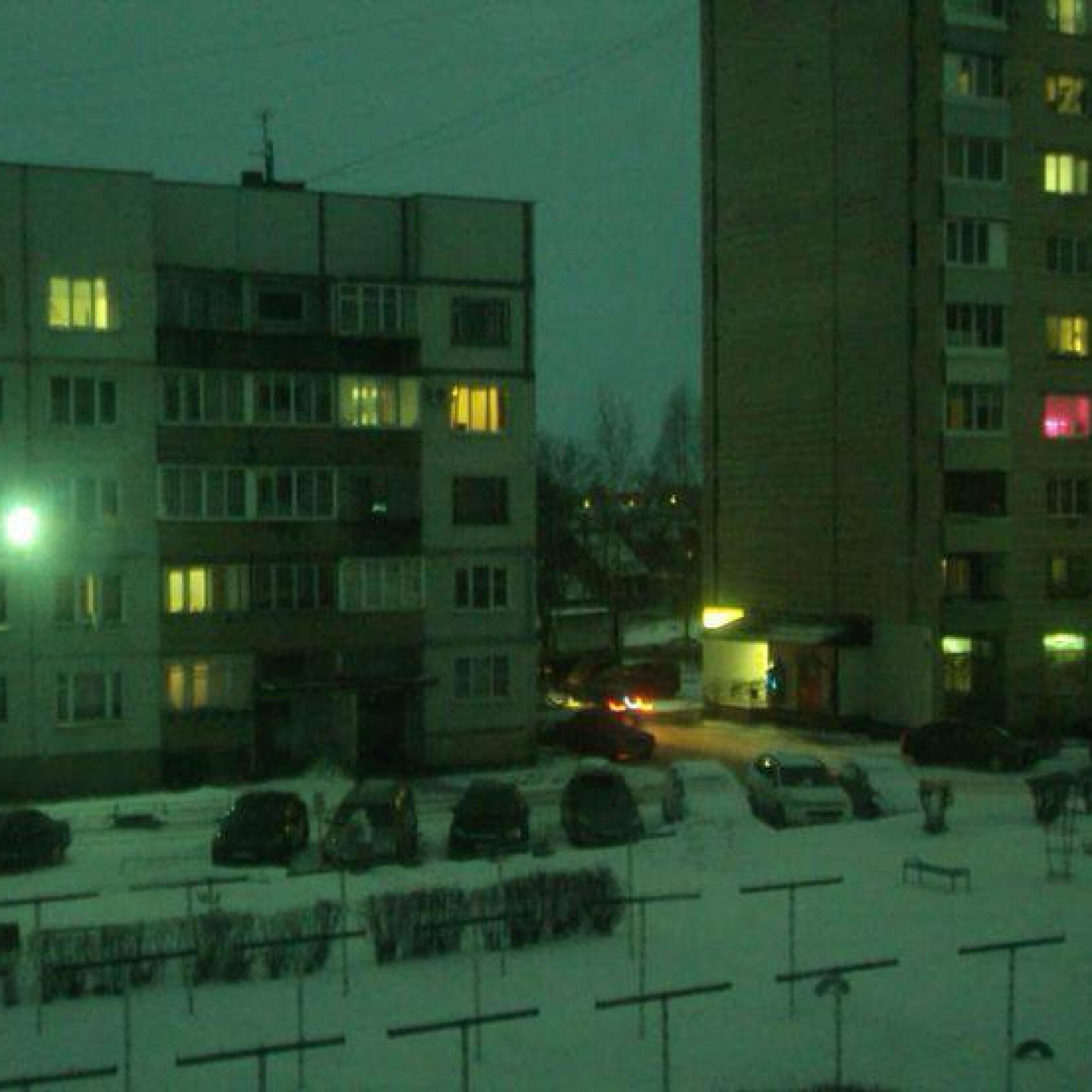 Релиз Broken dreams