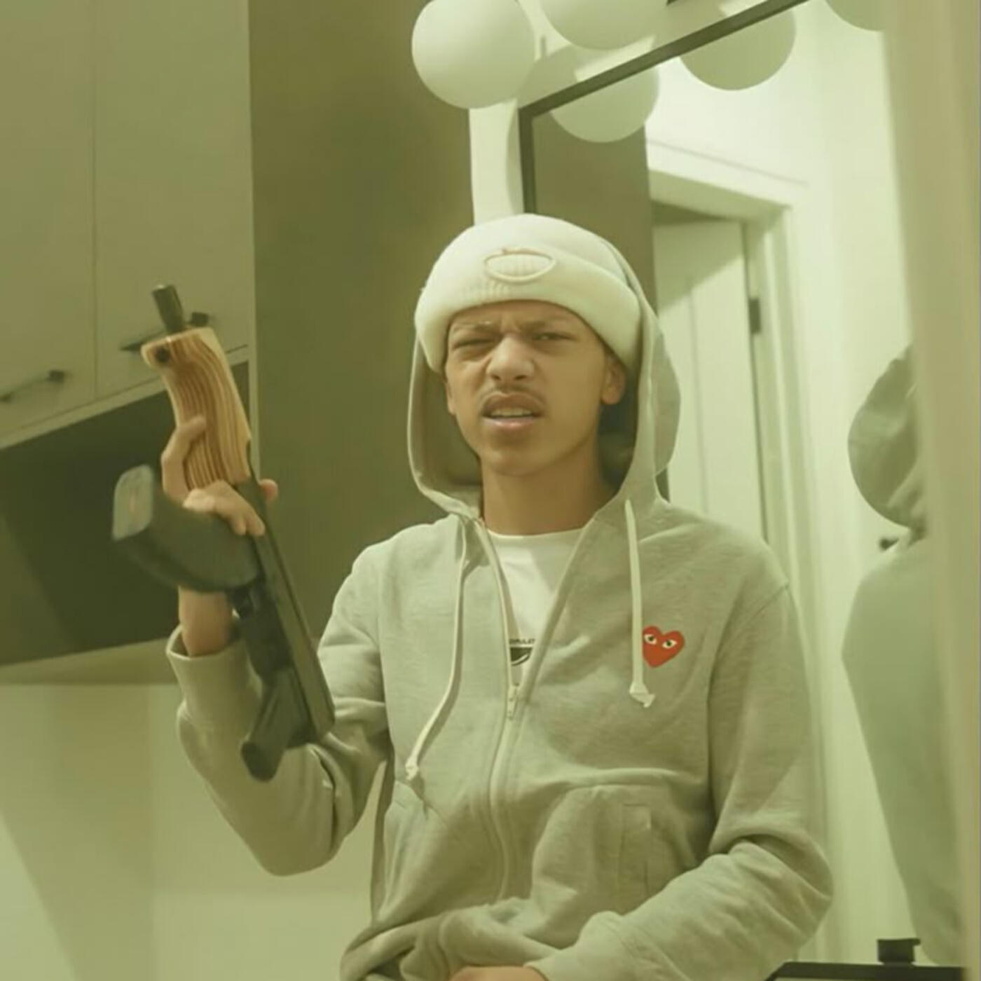 Релиз Fake Shit