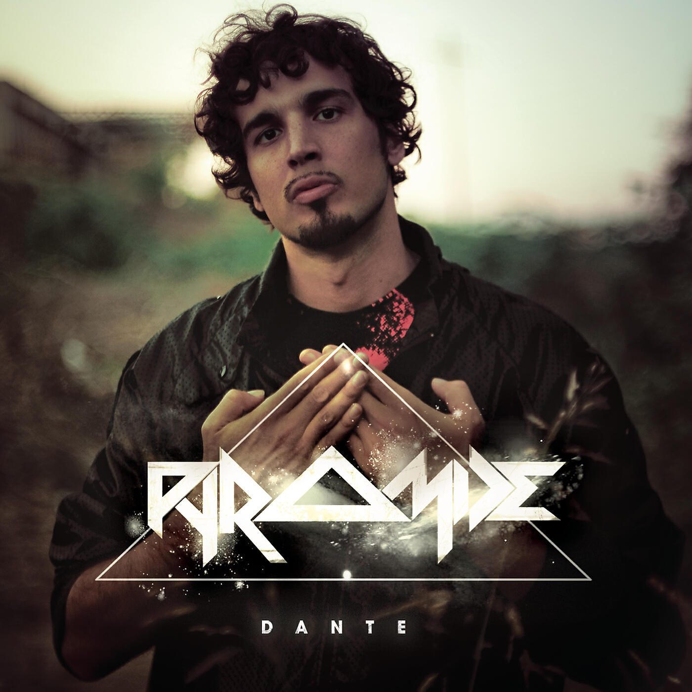 Скачать песню Dante Spinetta - Pyramide бесплатно в MP3 для Android и iOS