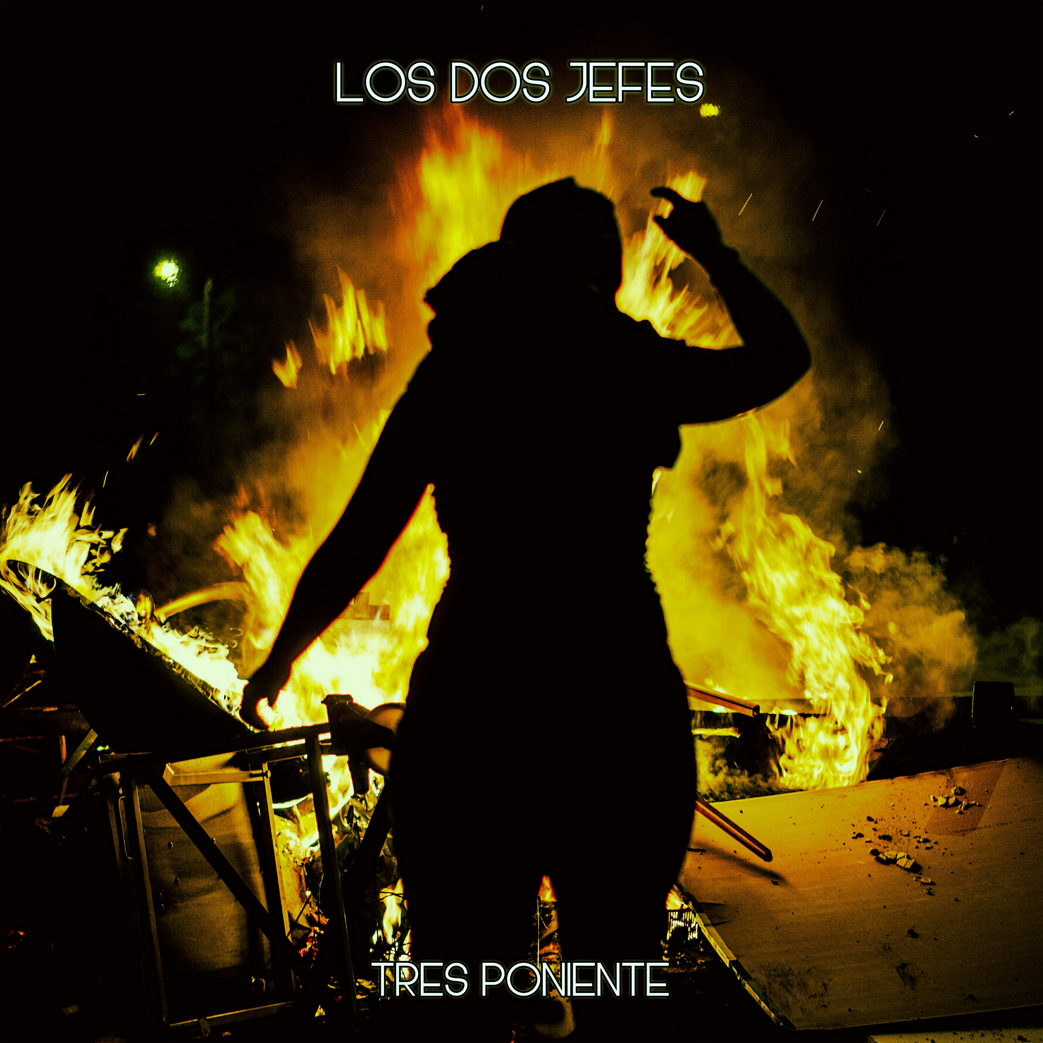 Релиз Tres Poniente